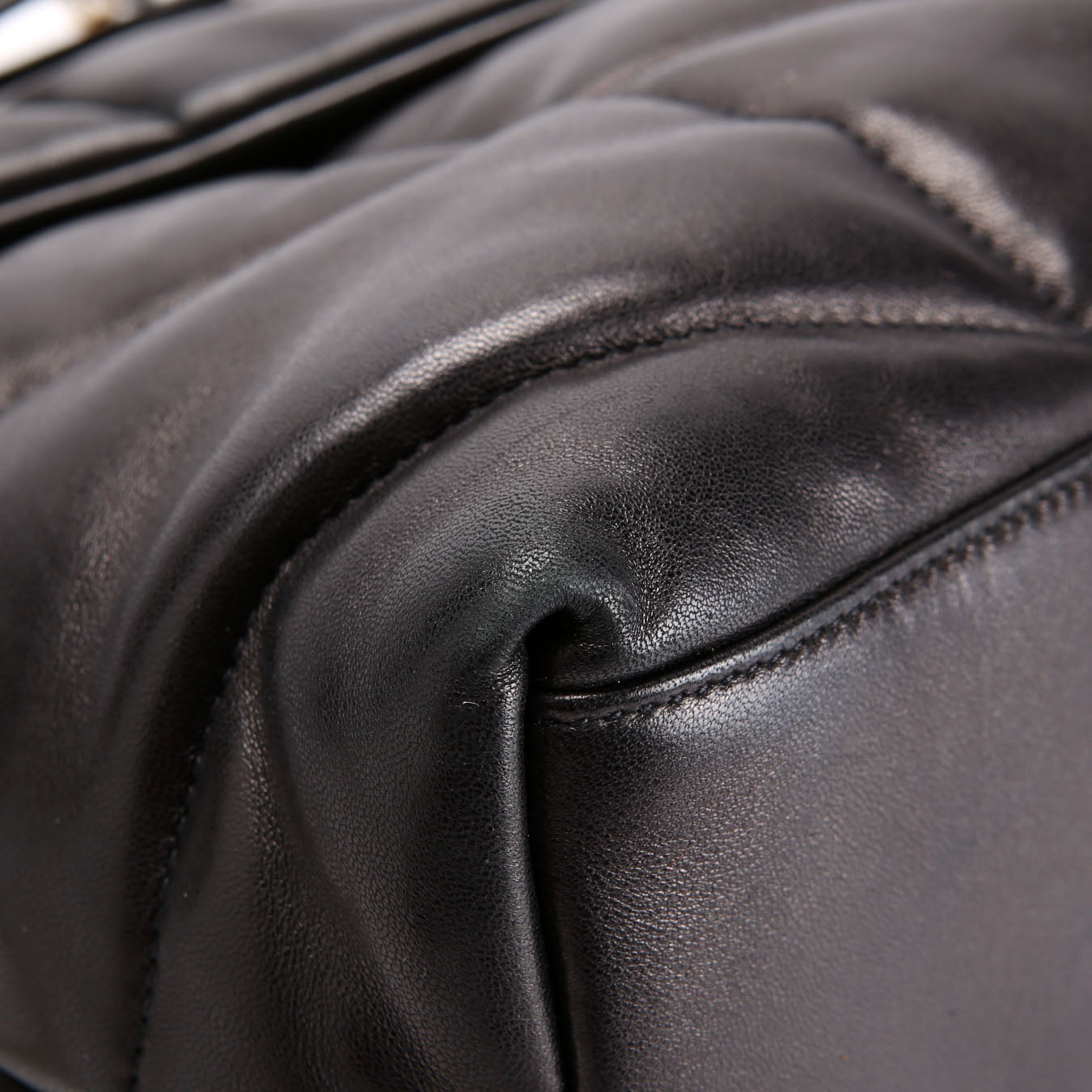 Puffer Quilted Medium Lambskin 577475 Black