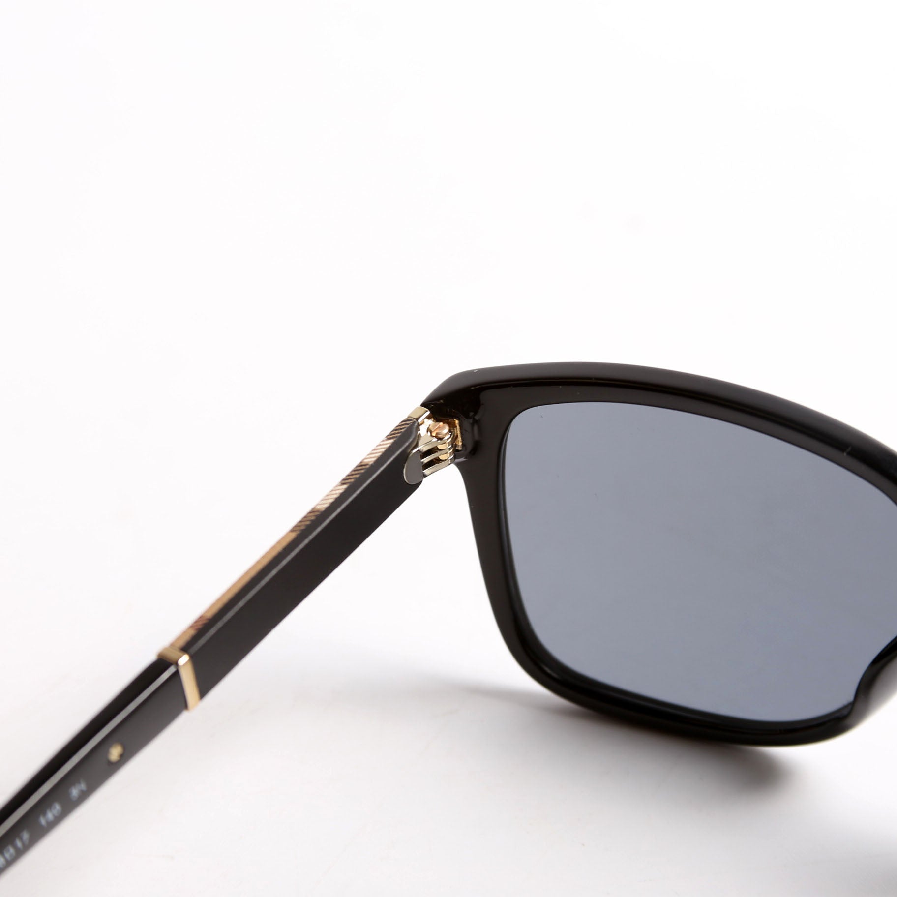 B4181 Square Sunglasses Black/Beige