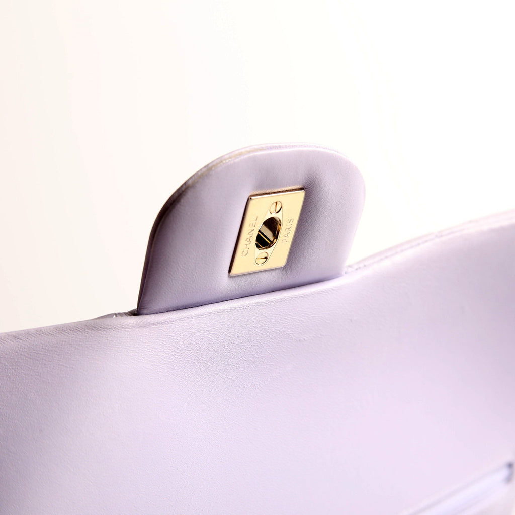 Classic Flap Jumbo Lambskin RFID Lavender
