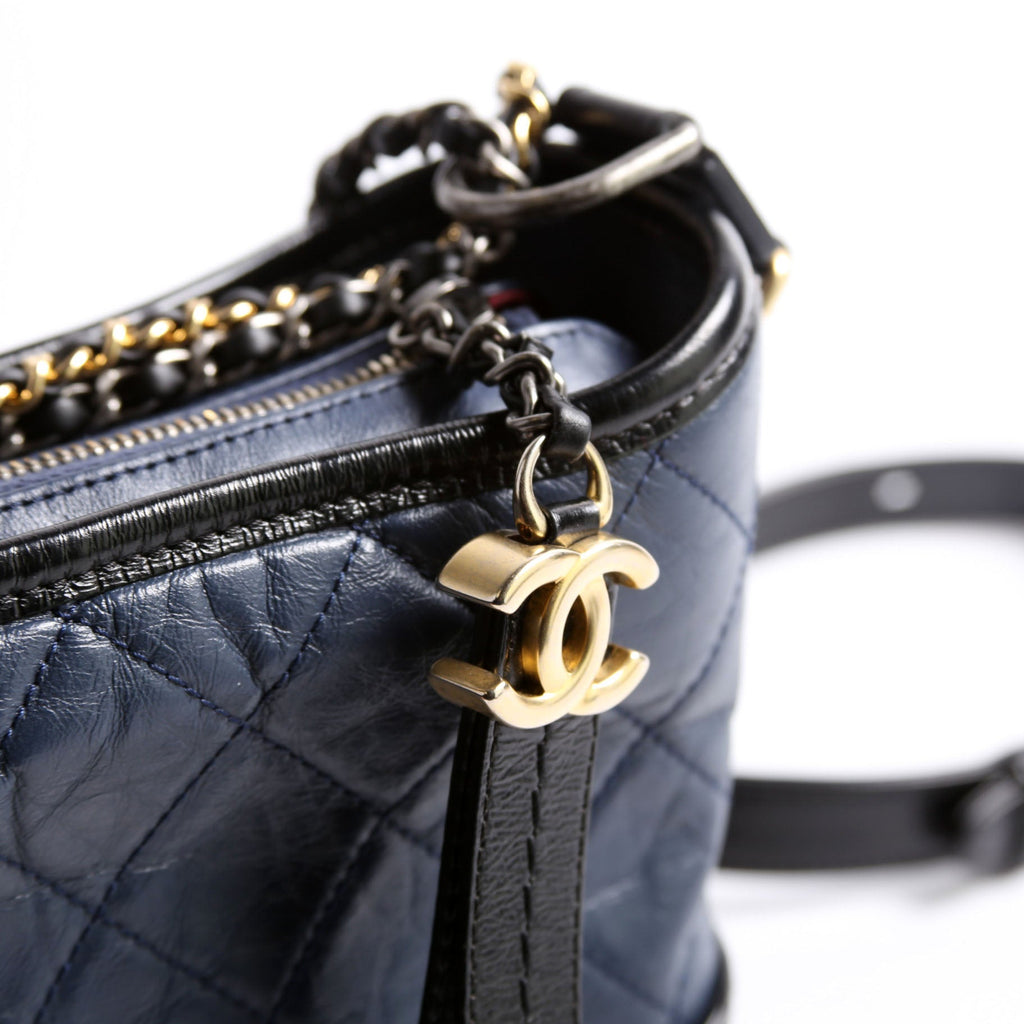 Gabrielle Hobo Small Calfskin 27M Blue/Black