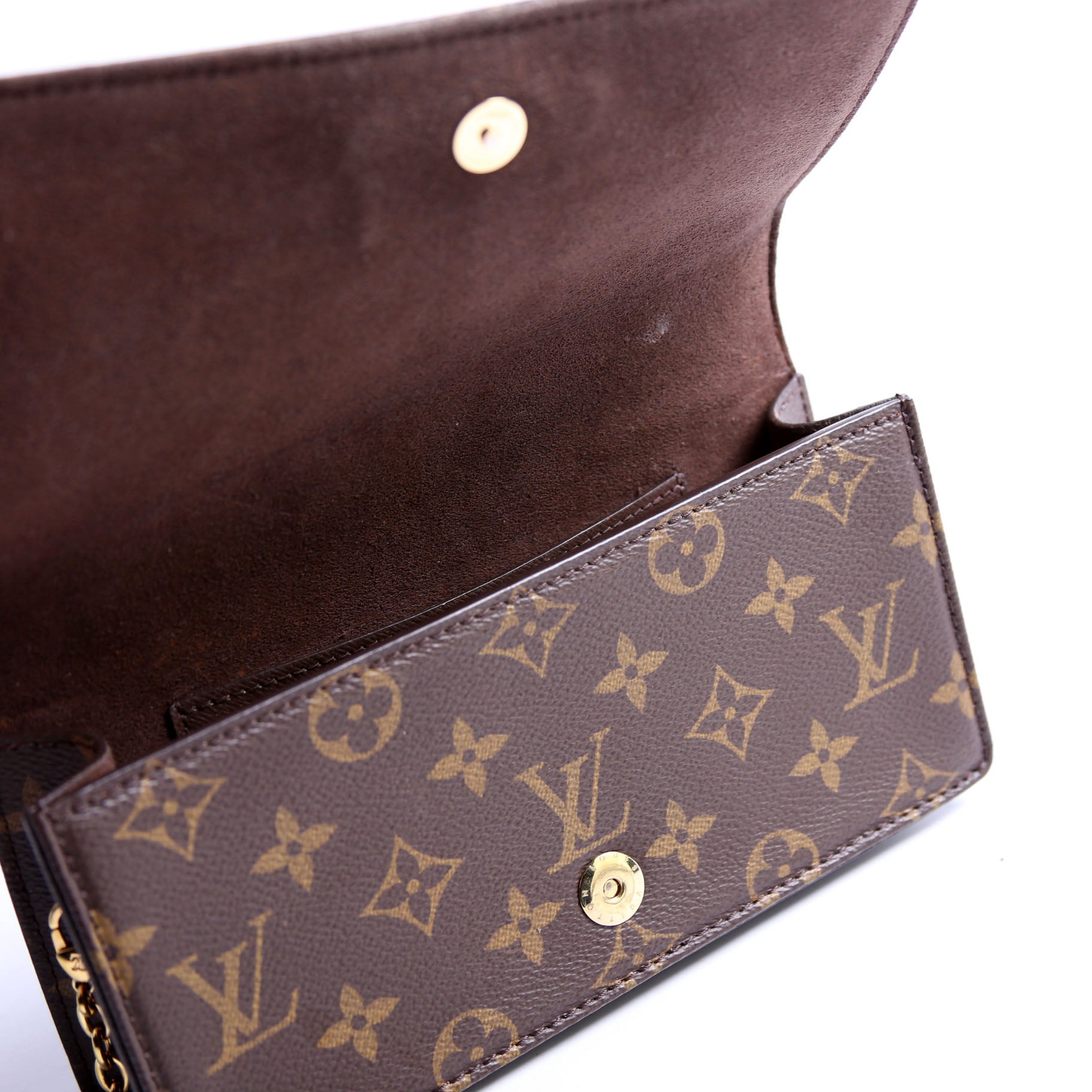 Lily Wallet On Chain Monogram