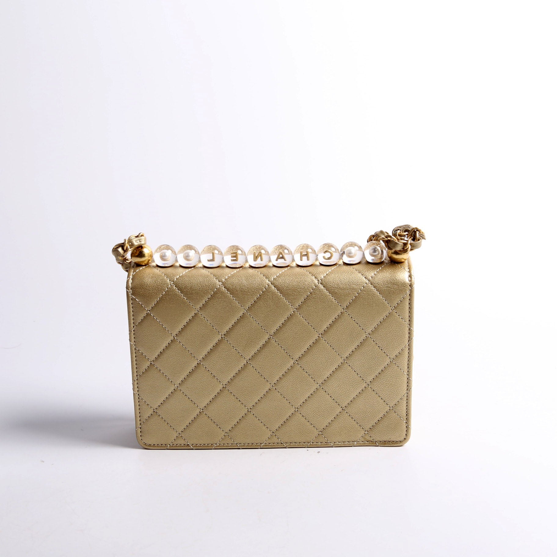 Chic Pearls Flap Small Metallic Lambskin 30M