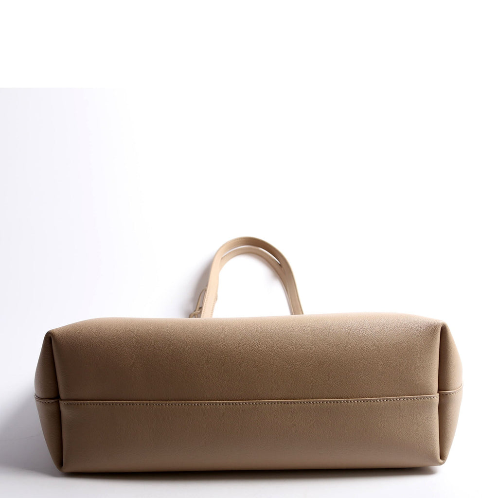 Shopping Bag East/West Supple Leather 600281 Nude