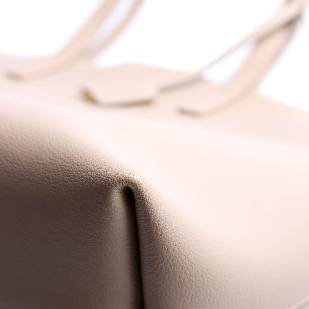 Shopping Bag East/West Supple Leather 600281 Nude