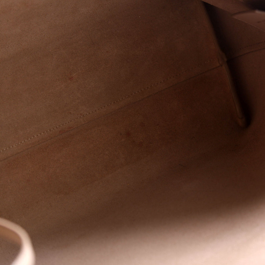 Shopping Bag East/West Supple Leather 600281 Nude