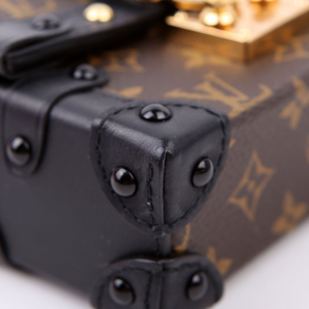 Essential Trunk NM Monogram