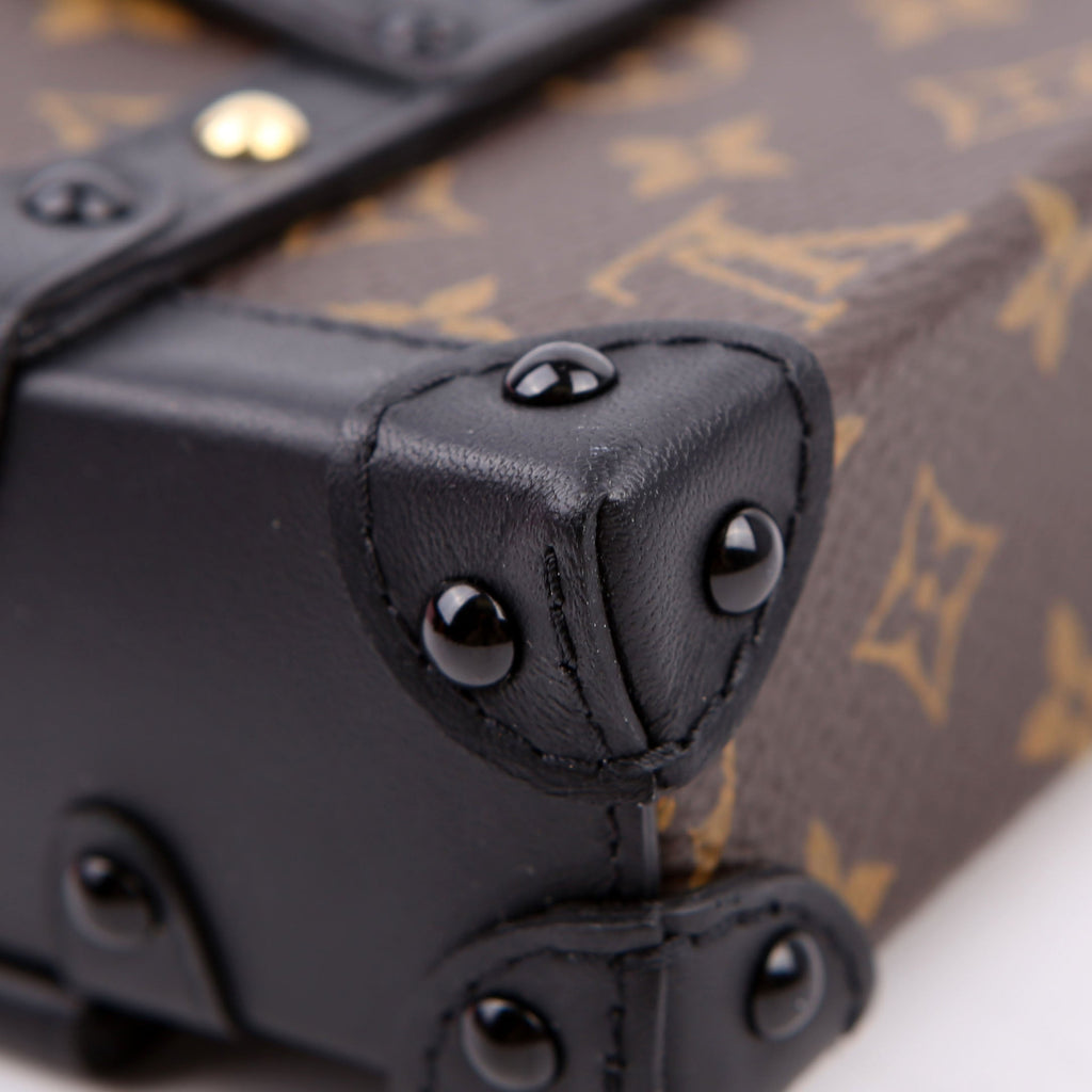 Essential Trunk NM Monogram