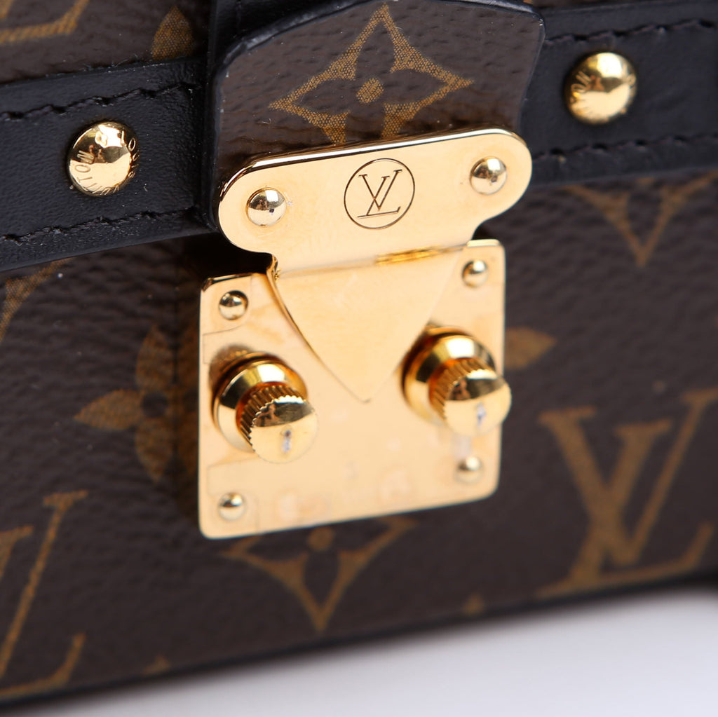 Essential Trunk NM Monogram