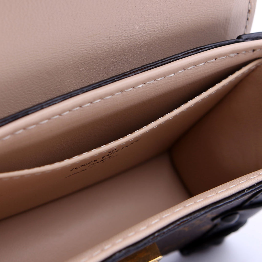 Essential Trunk NM Monogram