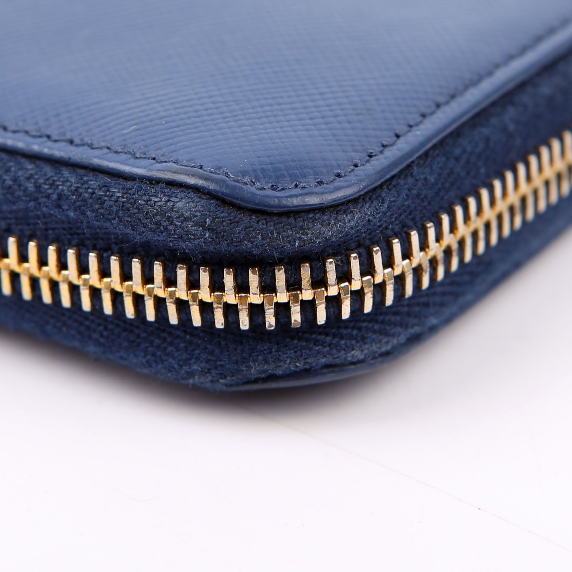 Saffiano Zip Wallet Navy