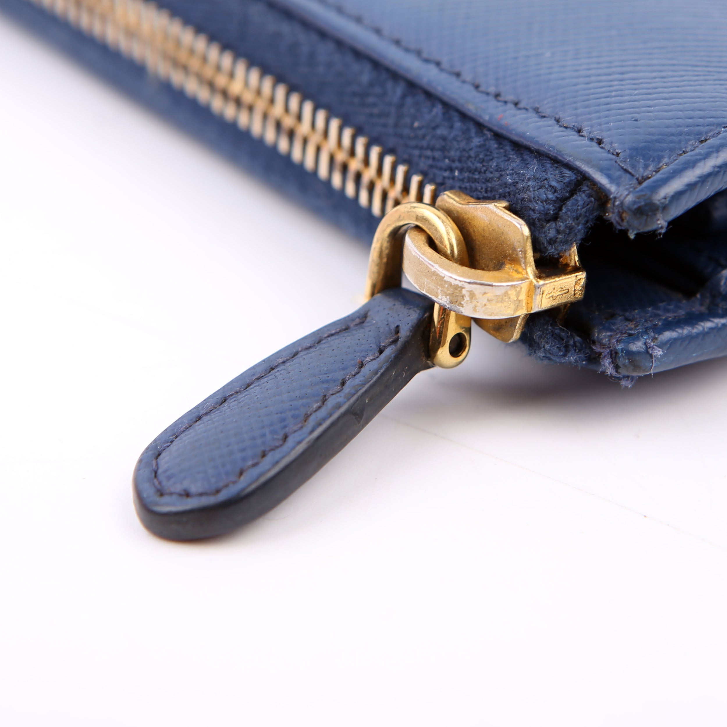 Saffiano Zip Wallet Navy
