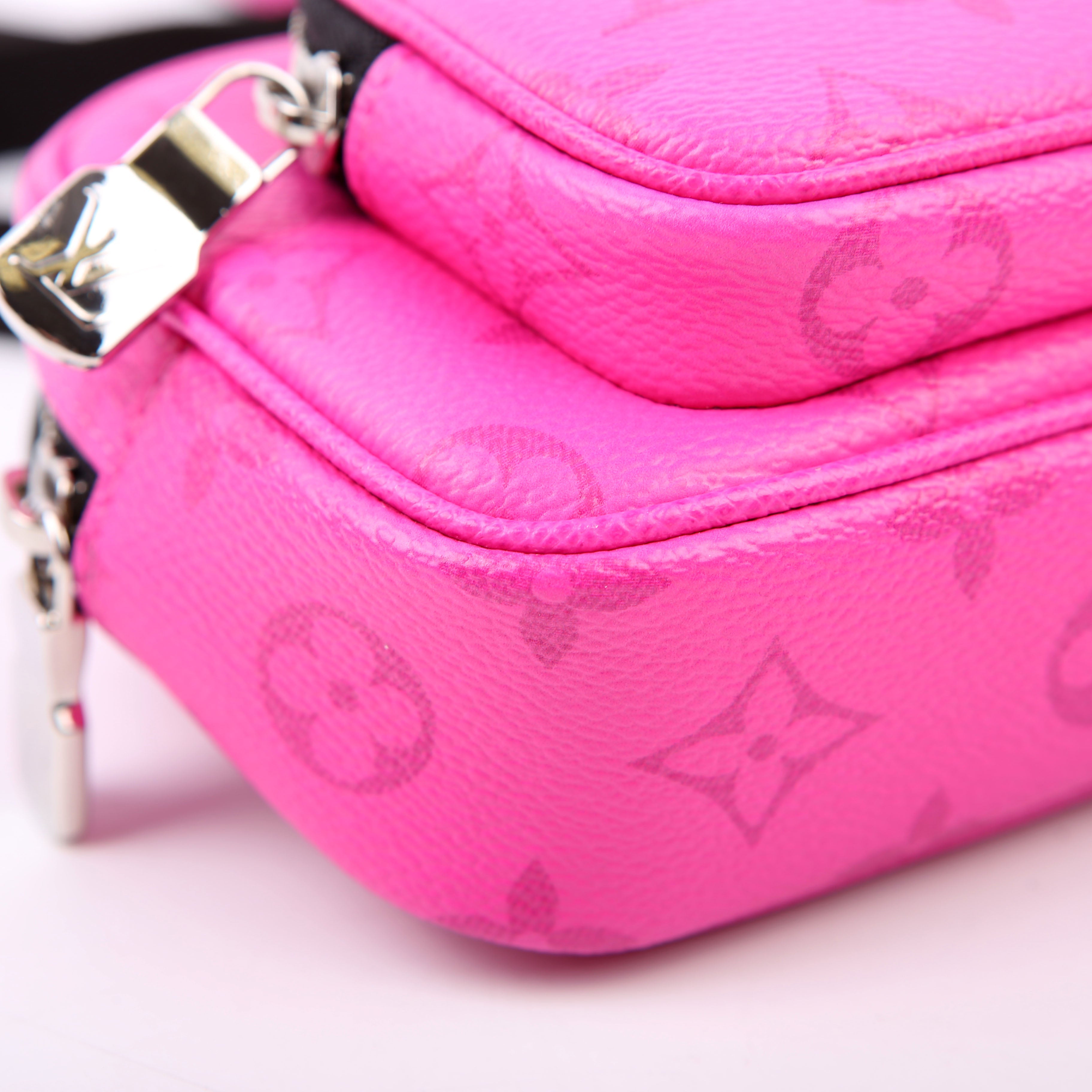 Outdoor Pouch Taigarama Monogram Pink