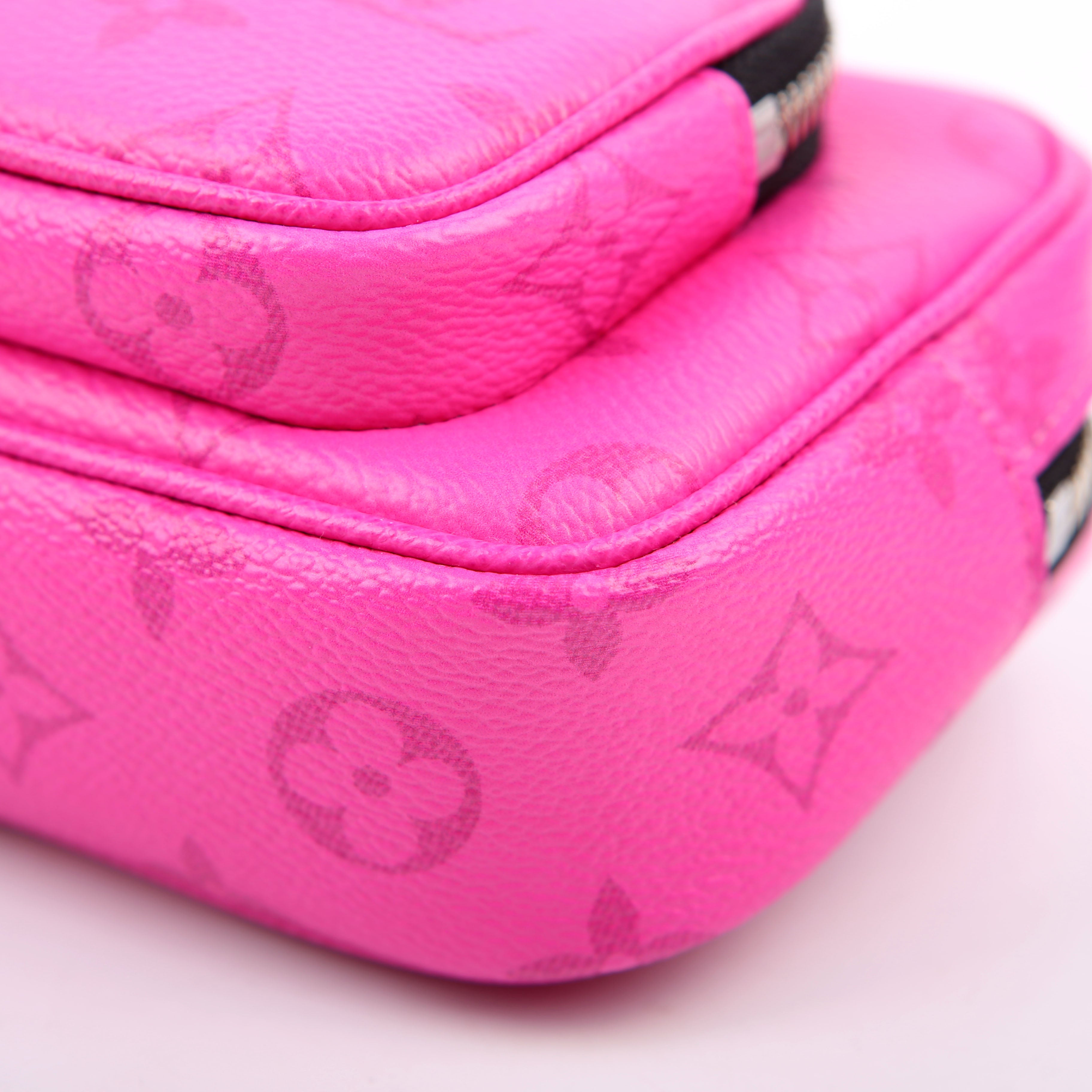 Outdoor Pouch Taigarama Monogram Pink