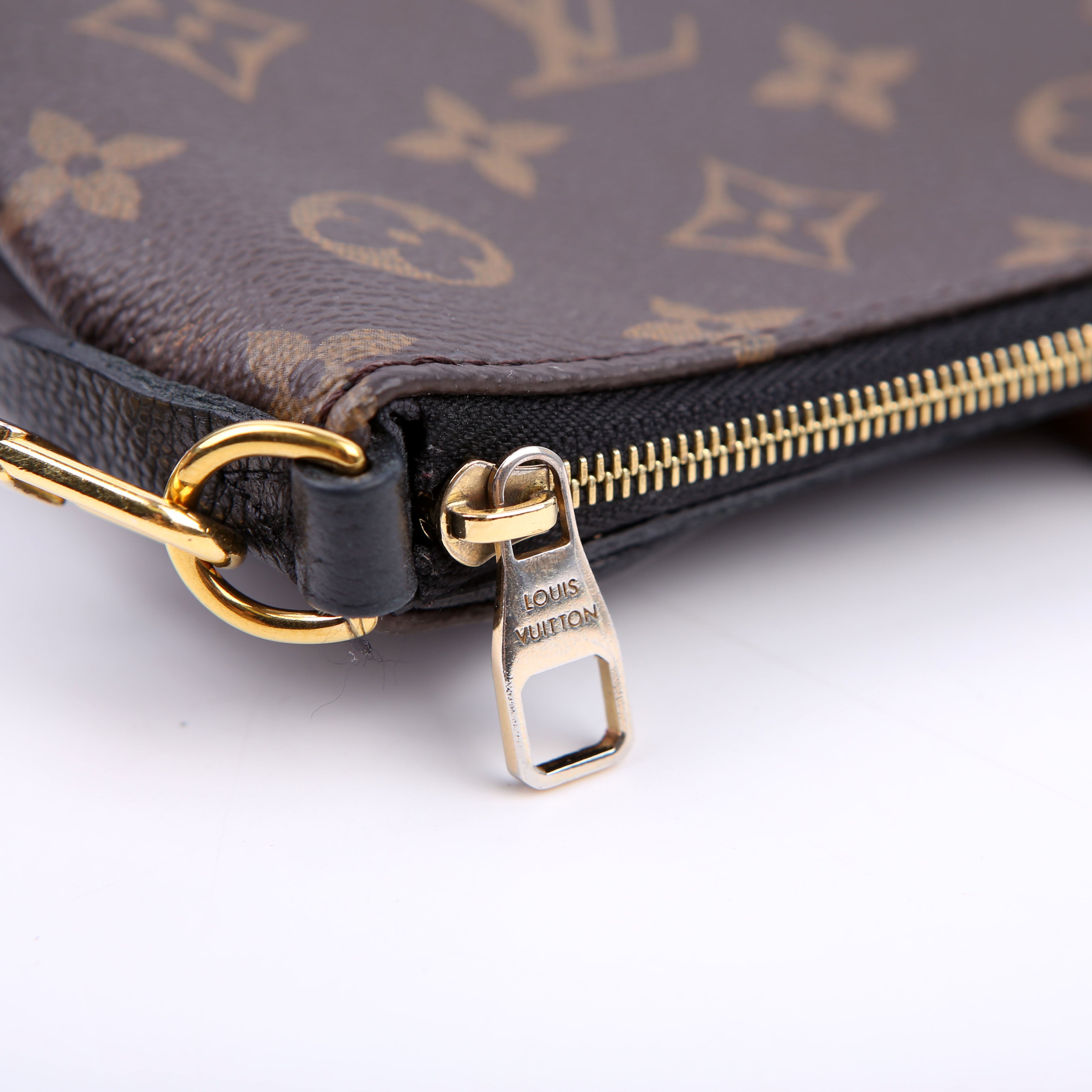 Pallas Clutch Monogram Black