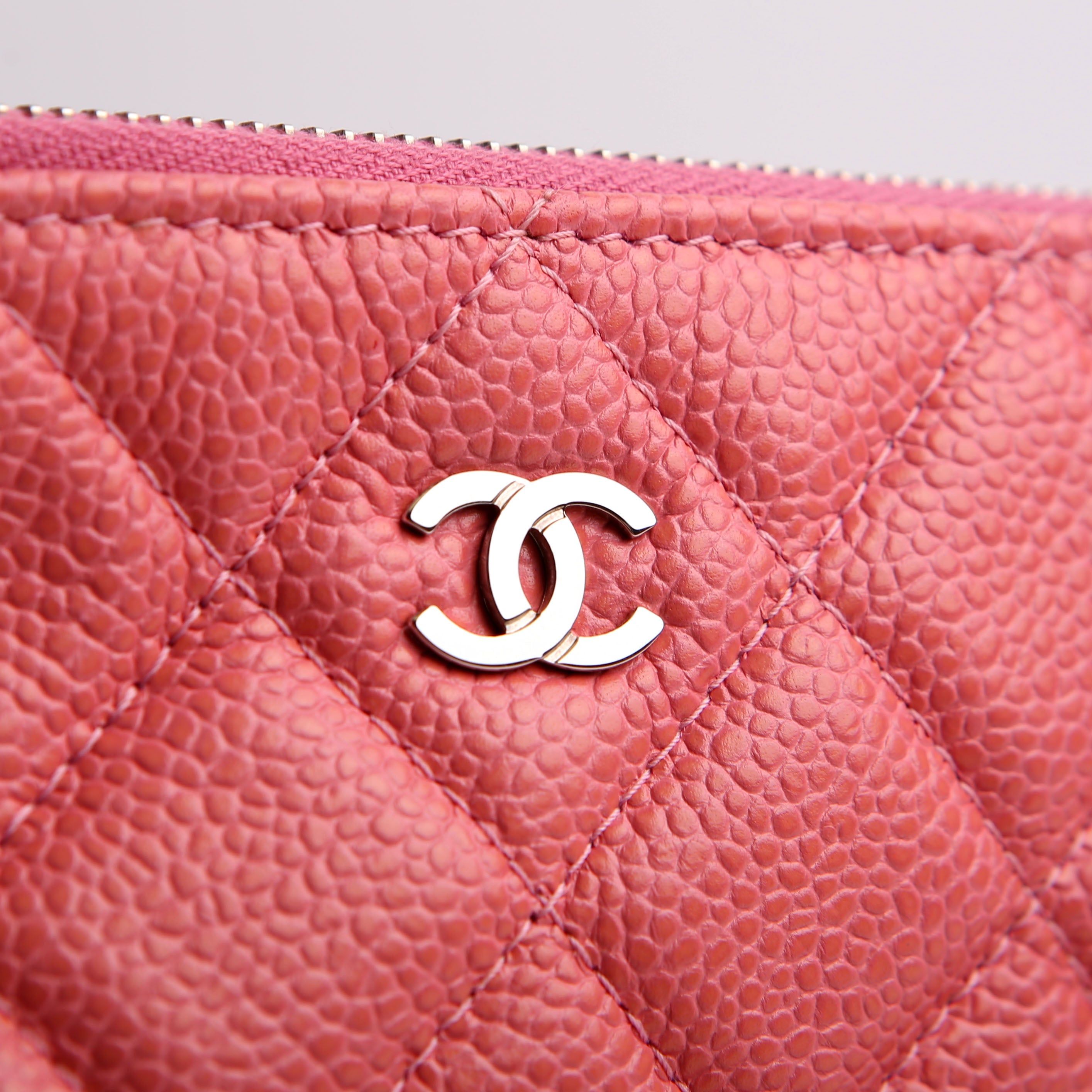 O Case Large Caviar Pink