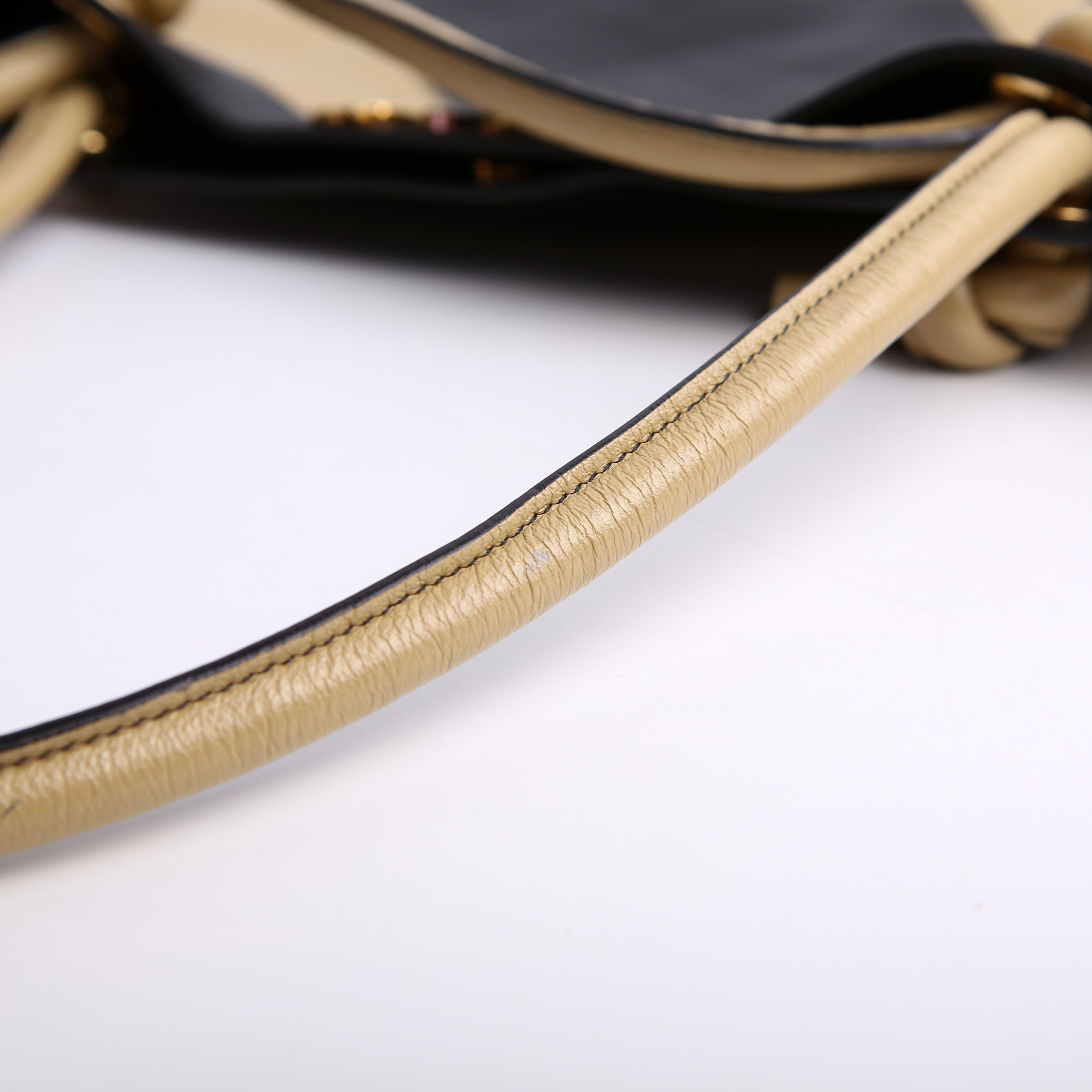 Gucci 576463 Zumi Leather Tote Black/Tan