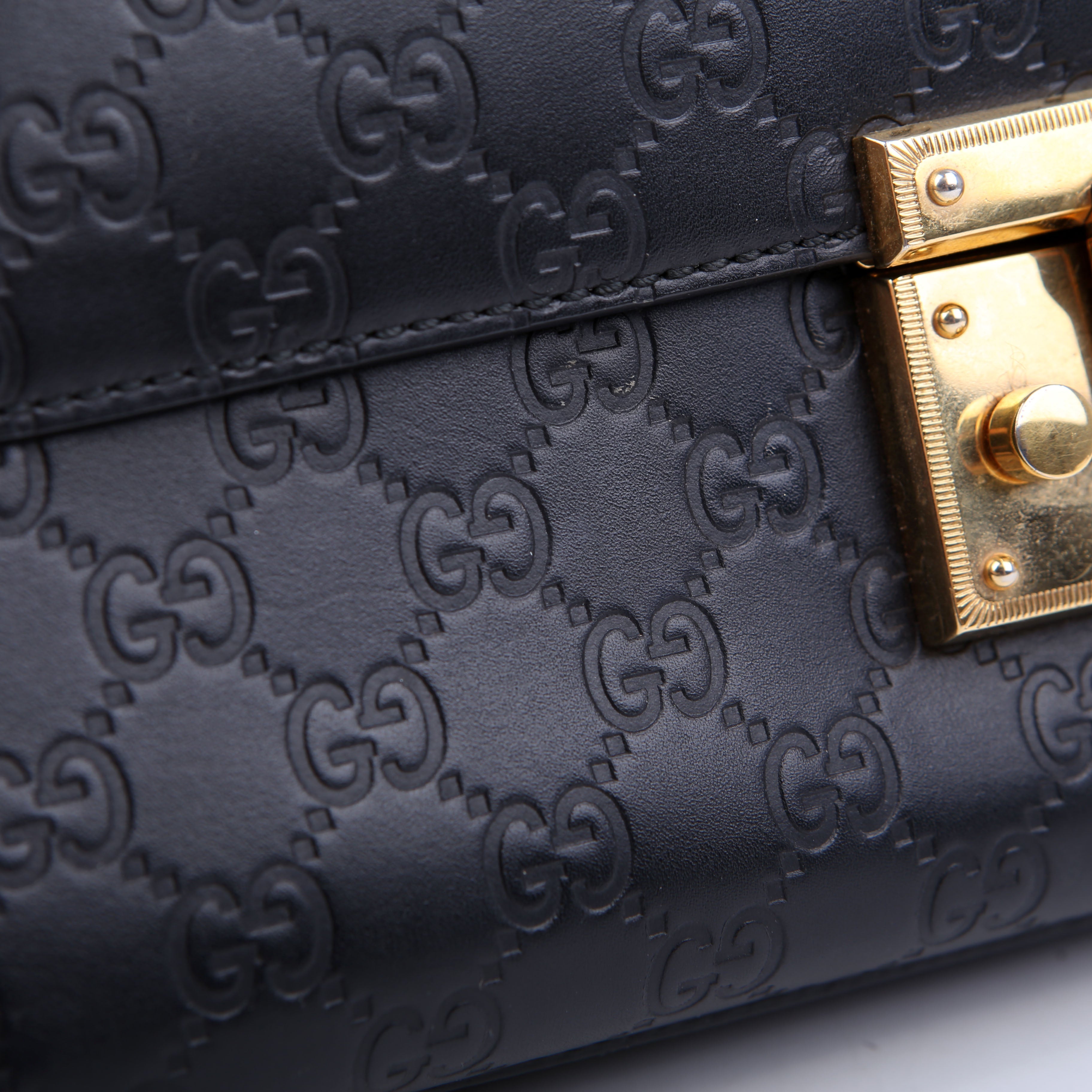 Gucci 409486 Padlock Guccissima Medium Black