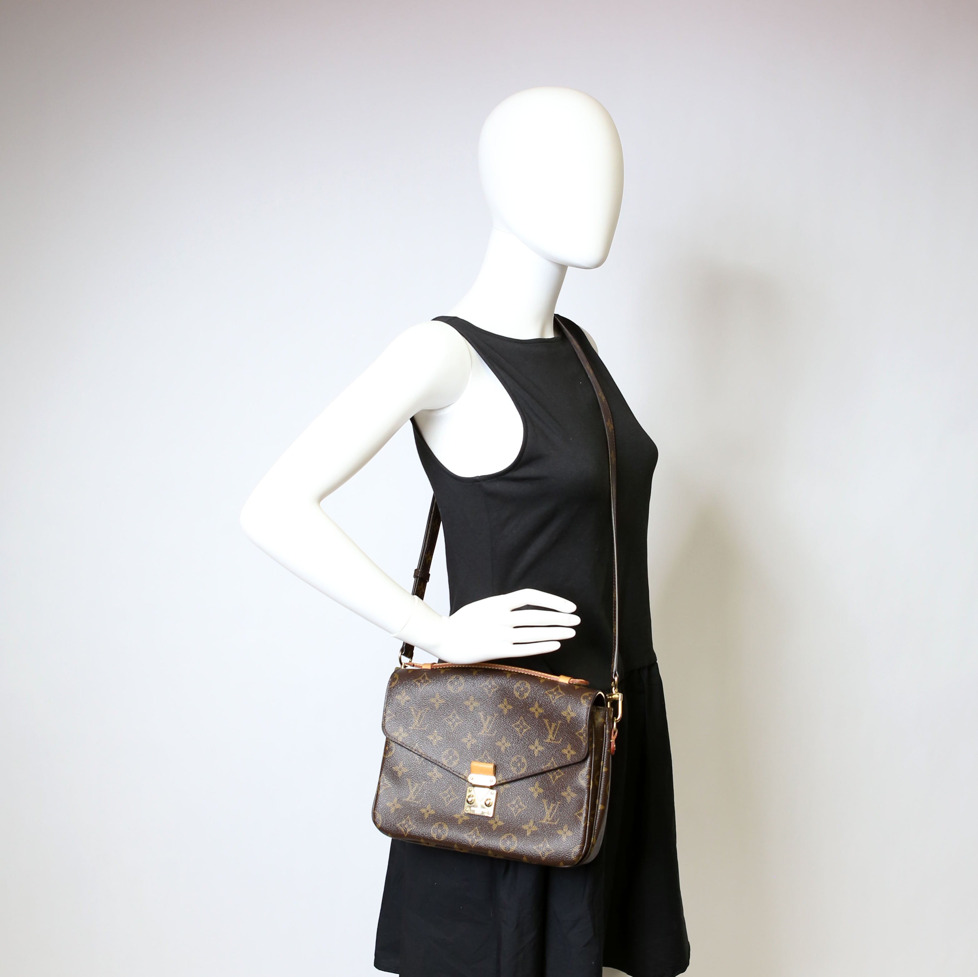 Pochette Metis Monogram