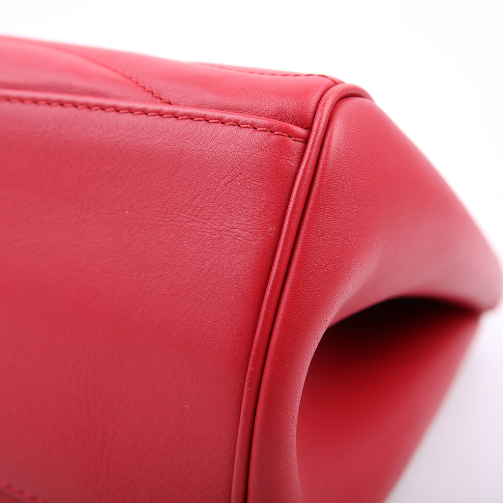 New Wave Chain Tote Red