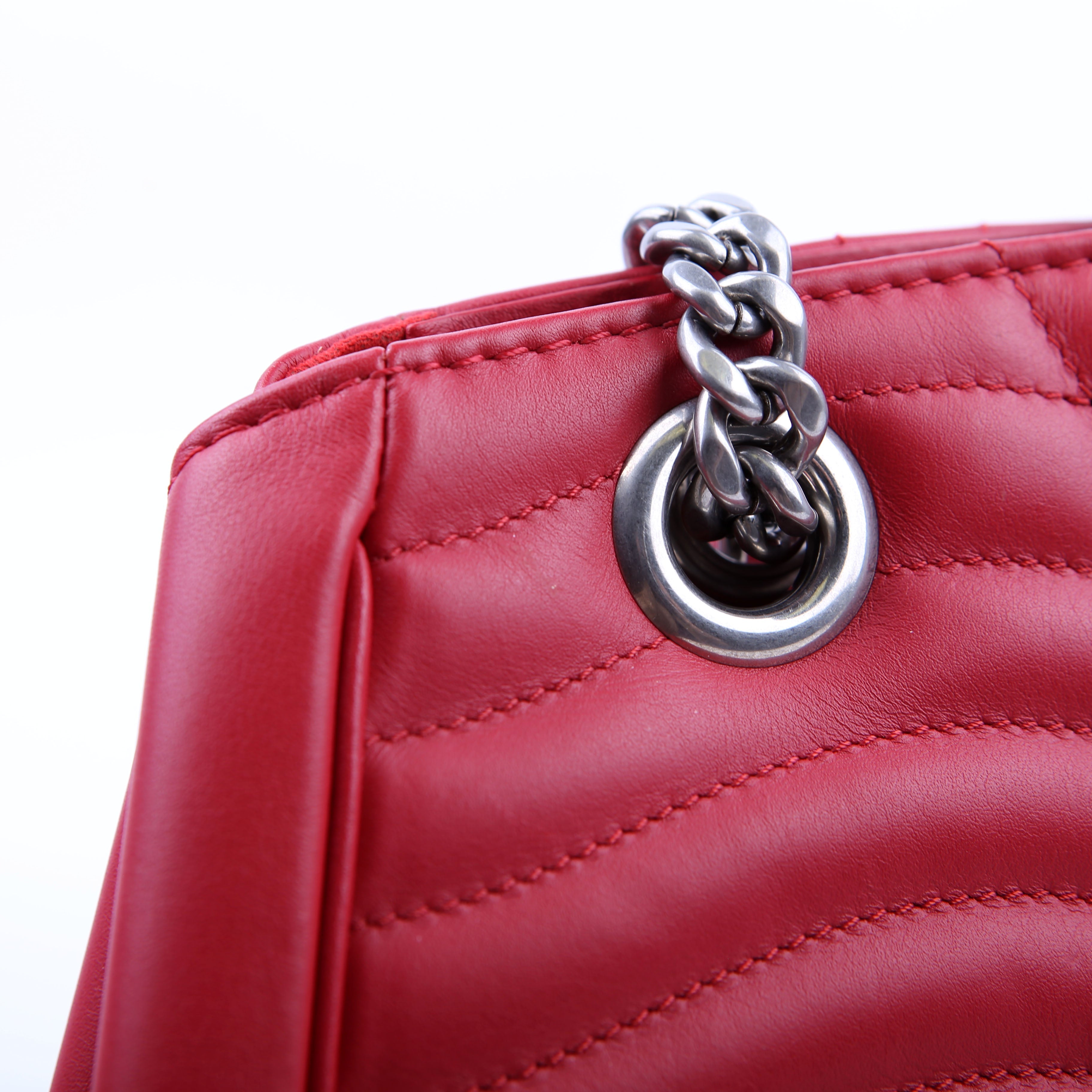 New Wave Chain Tote Red