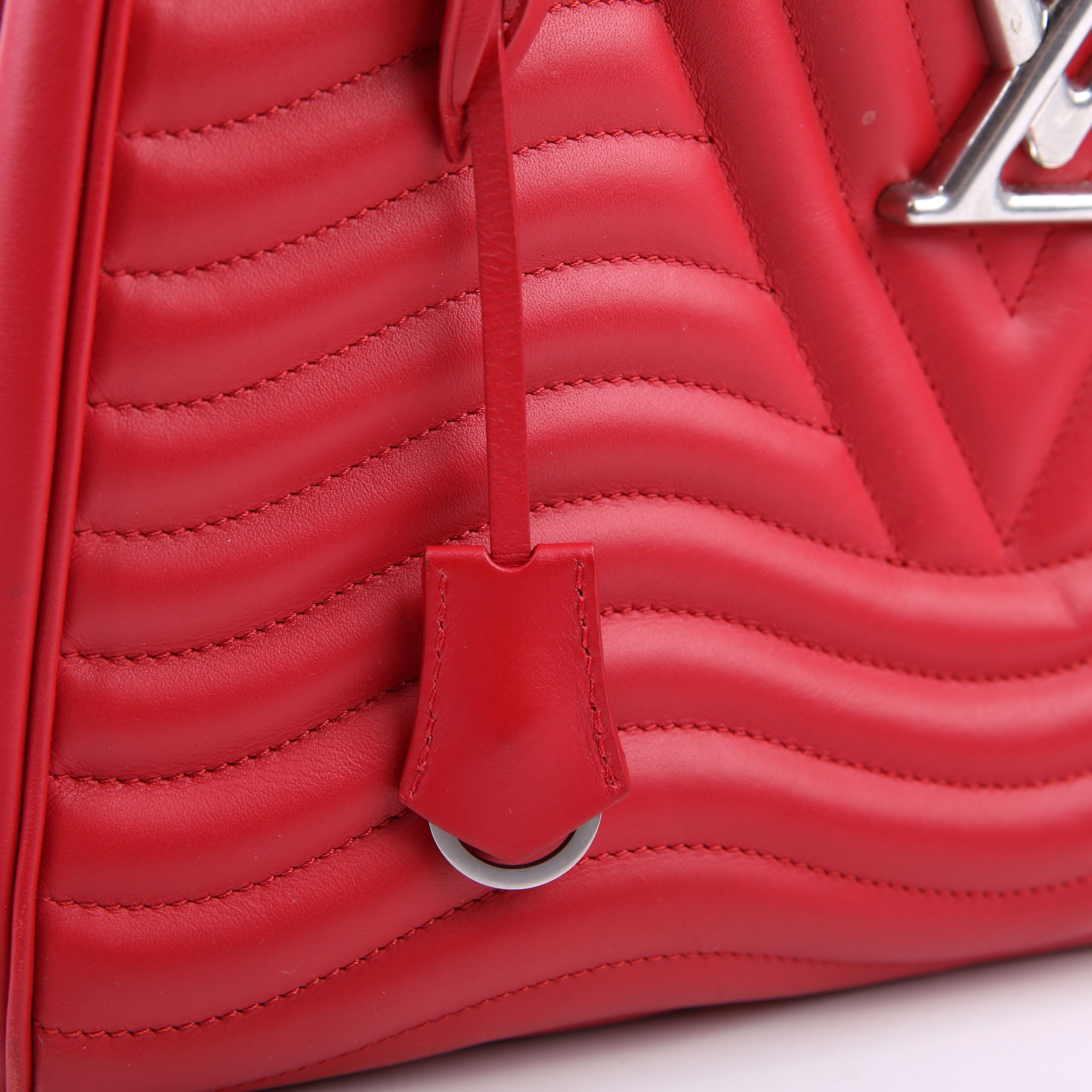 New Wave Chain Tote Red