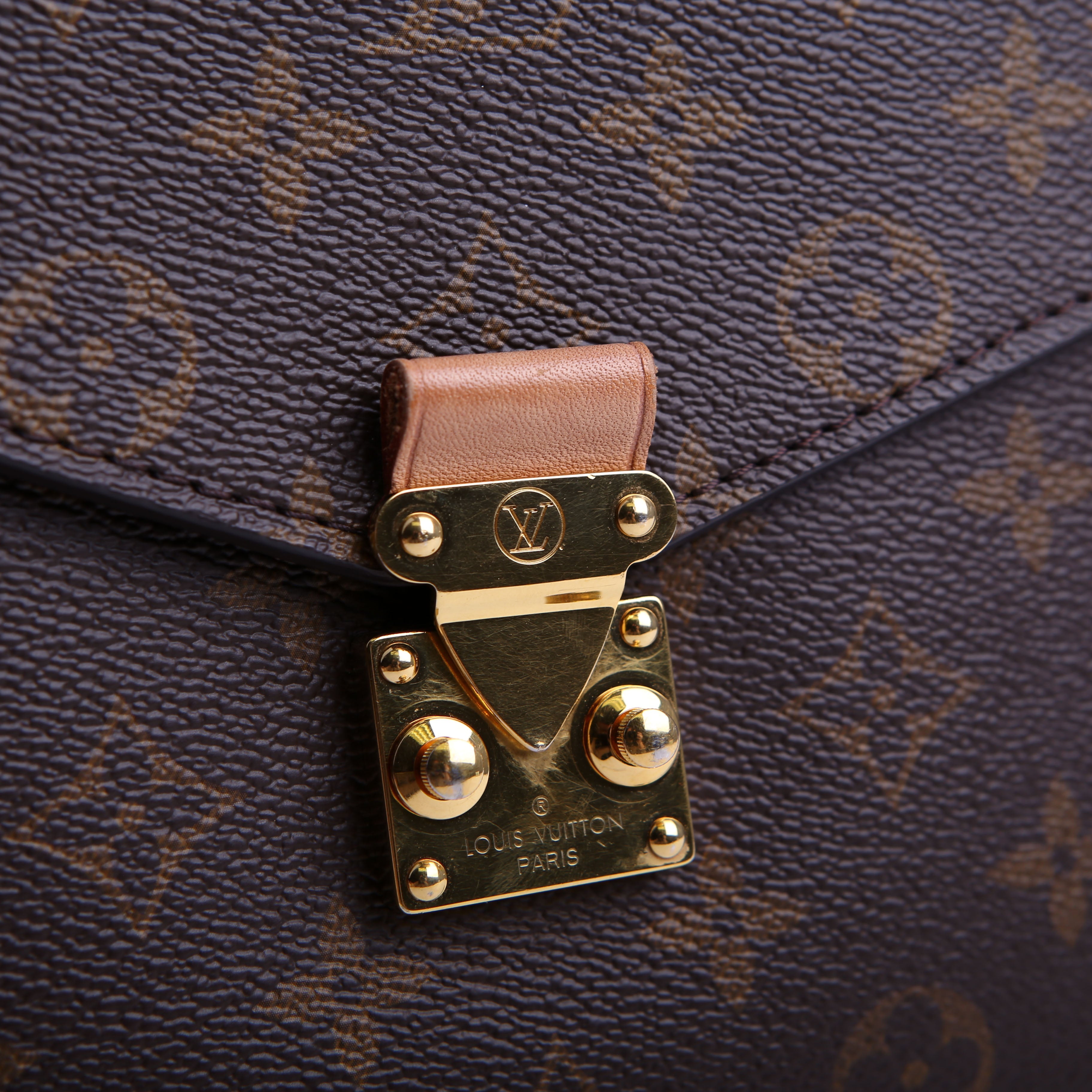 Pochette Metis Monogram