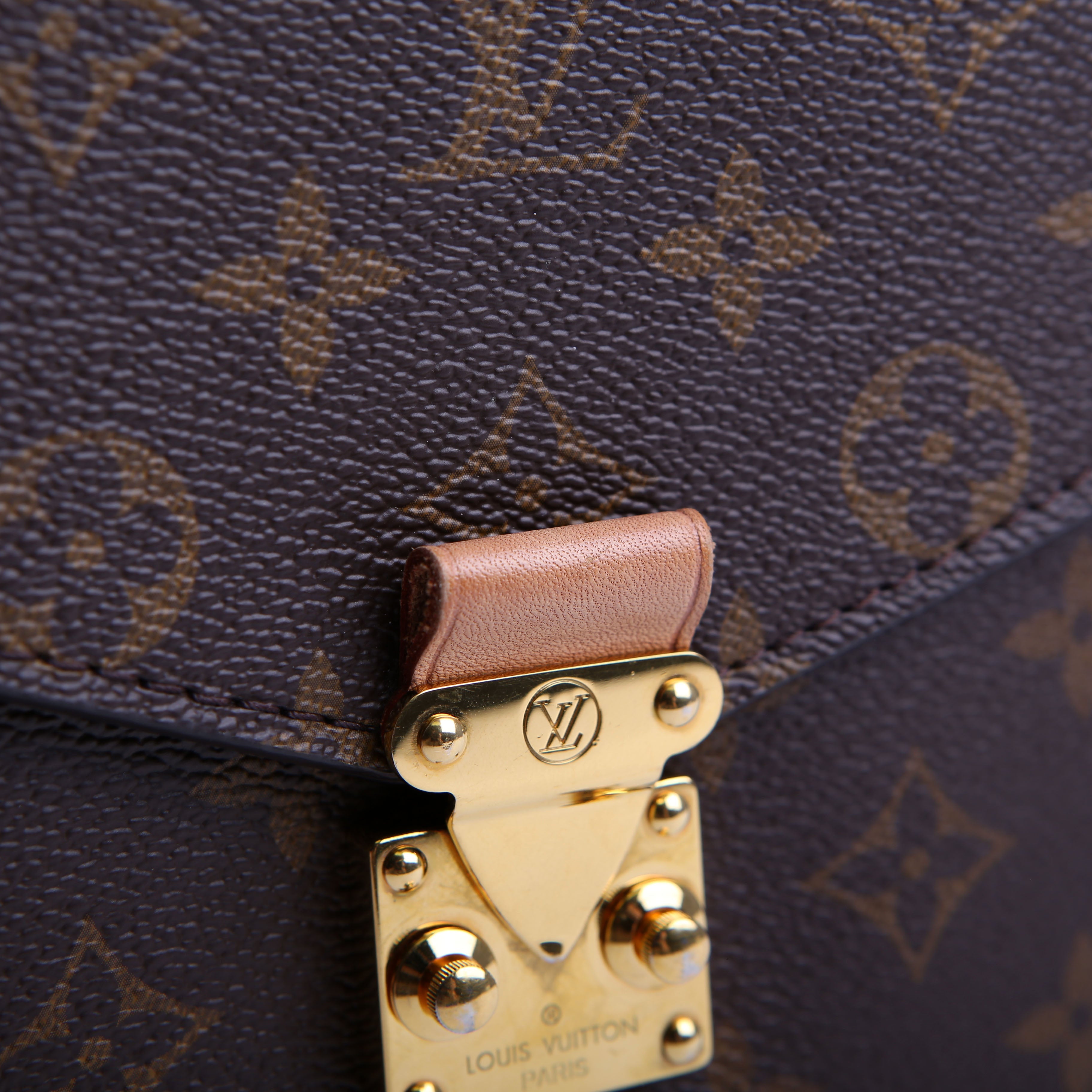 Pochette Metis Monogram