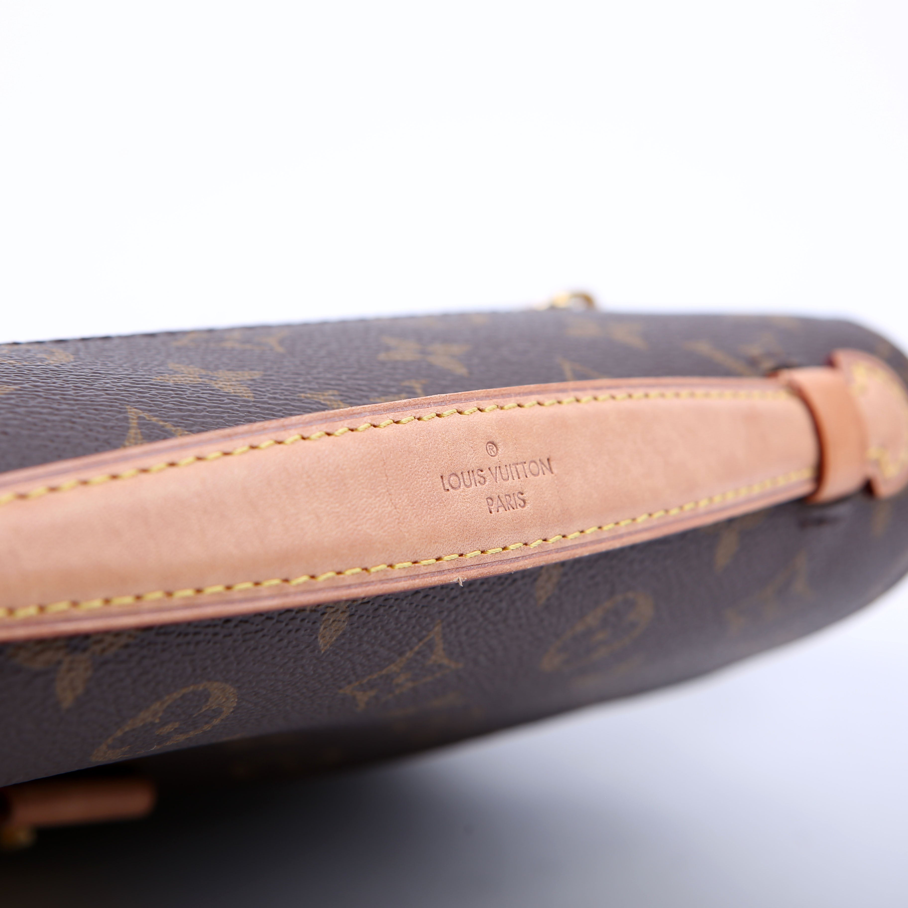 Pochette Metis Monogram