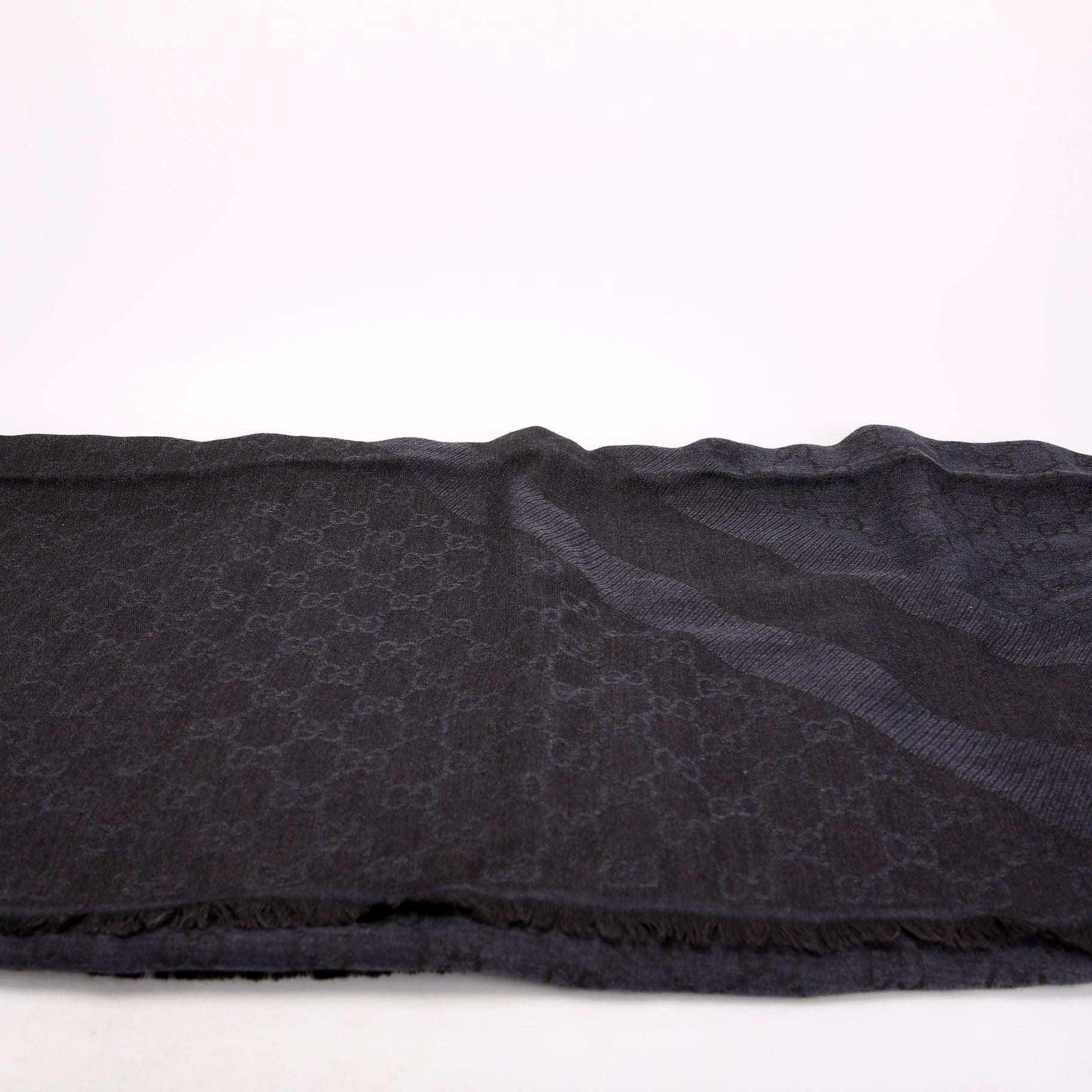 281942 GG 140CM Square Wool/Silk Shawl