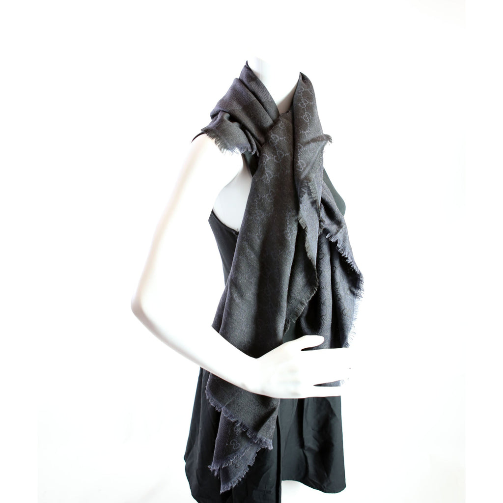 281942 GG 140CM Square Wool/Silk Shawl