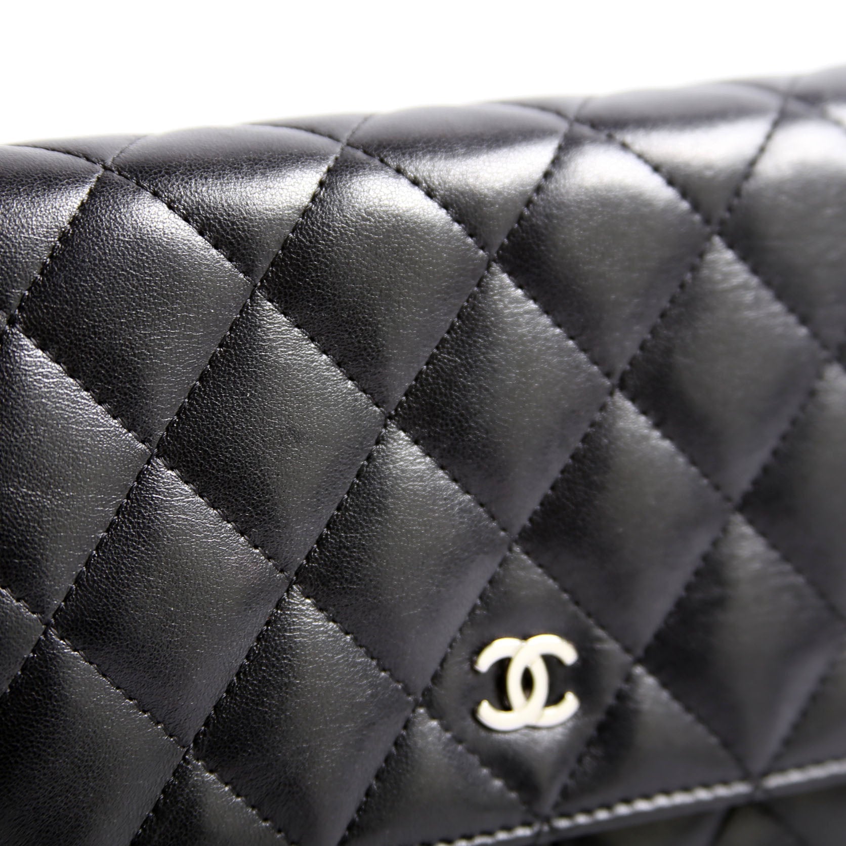 WOC Classic Quilted Lambskin Black