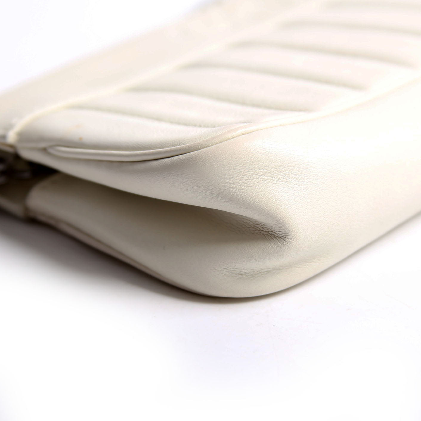 Vertical Quitl Lax Bag Small 8M Ivory