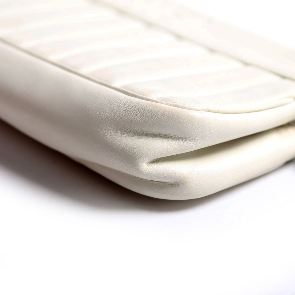 Vertical Quitl Lax Bag Small 8M Ivory