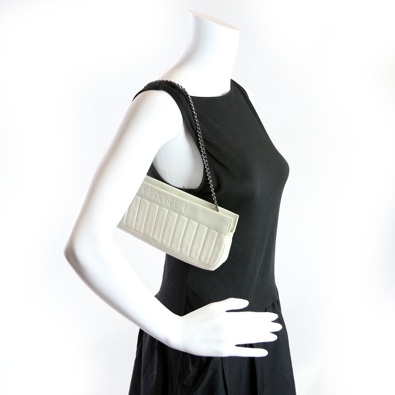 Vertical Quitl Lax Bag Small 8M Ivory