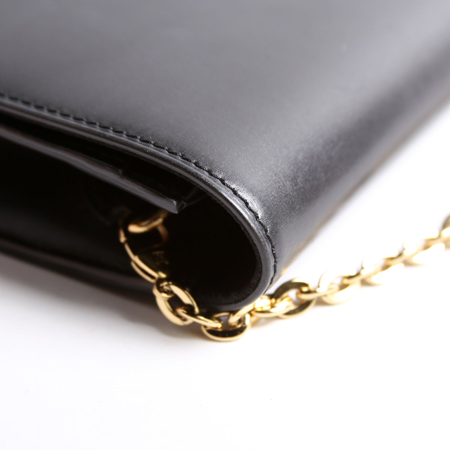 Louise GM Chain Bag Calfskin Black