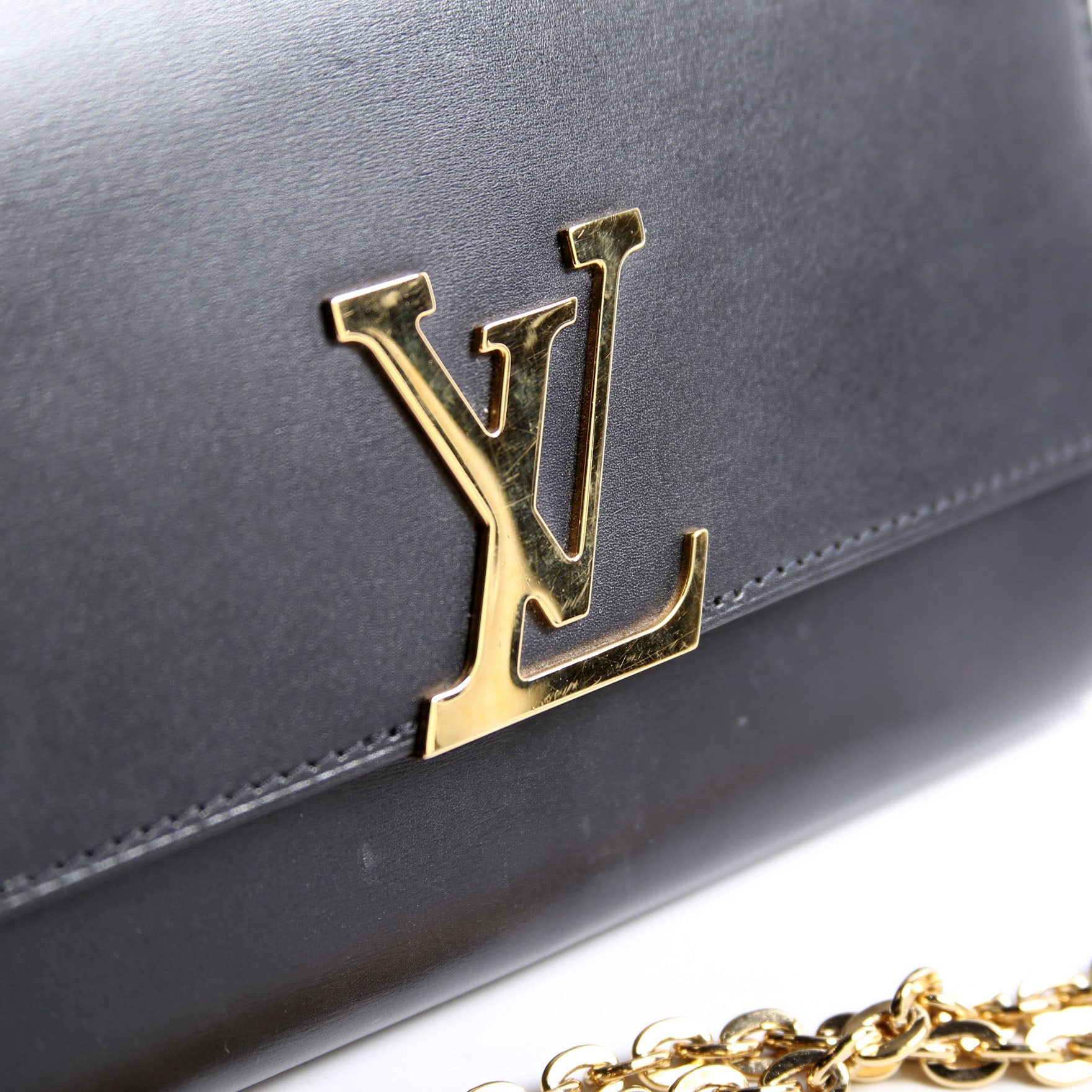 Louise GM Chain Bag Calfskin Black