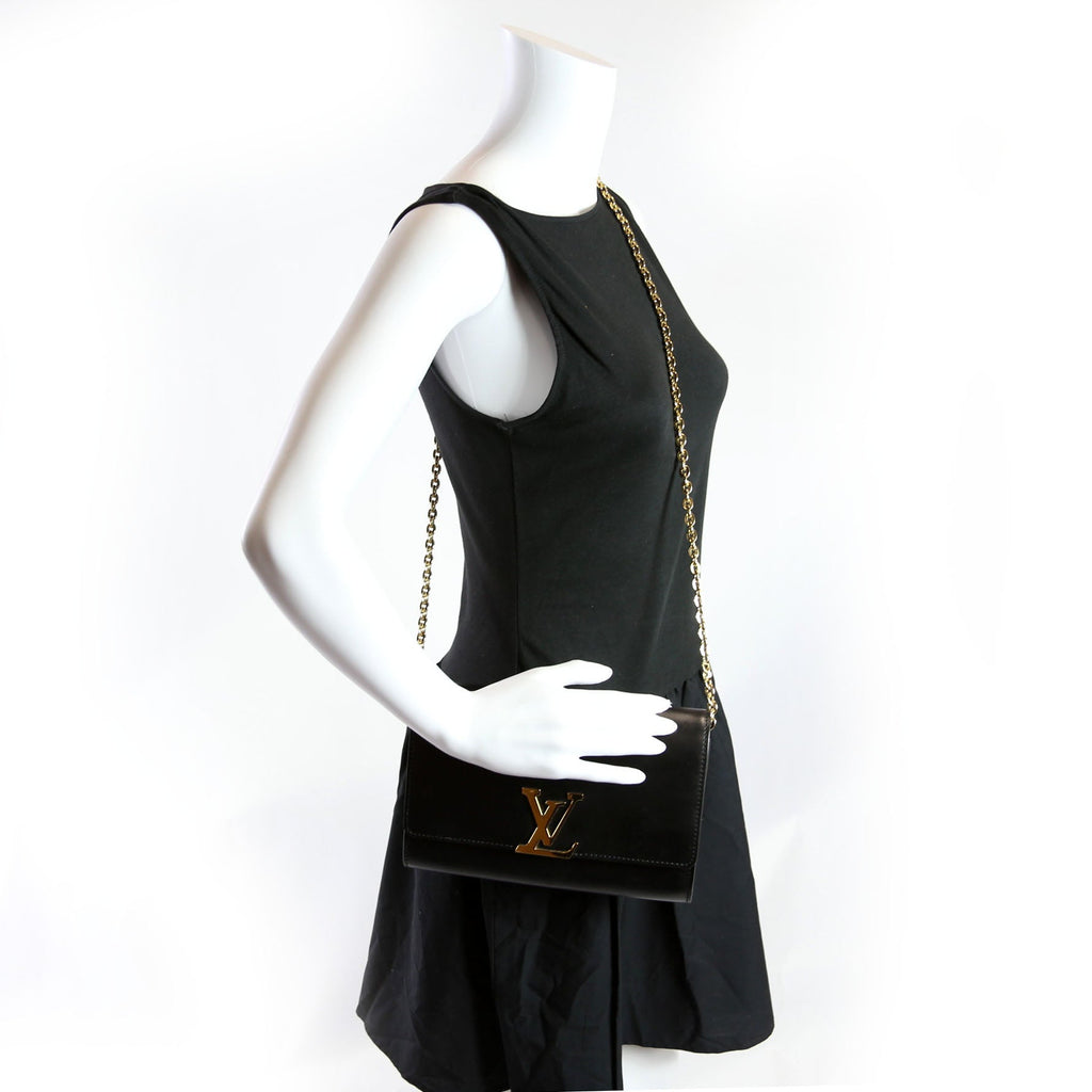 Louise GM Chain Bag Calfskin Black