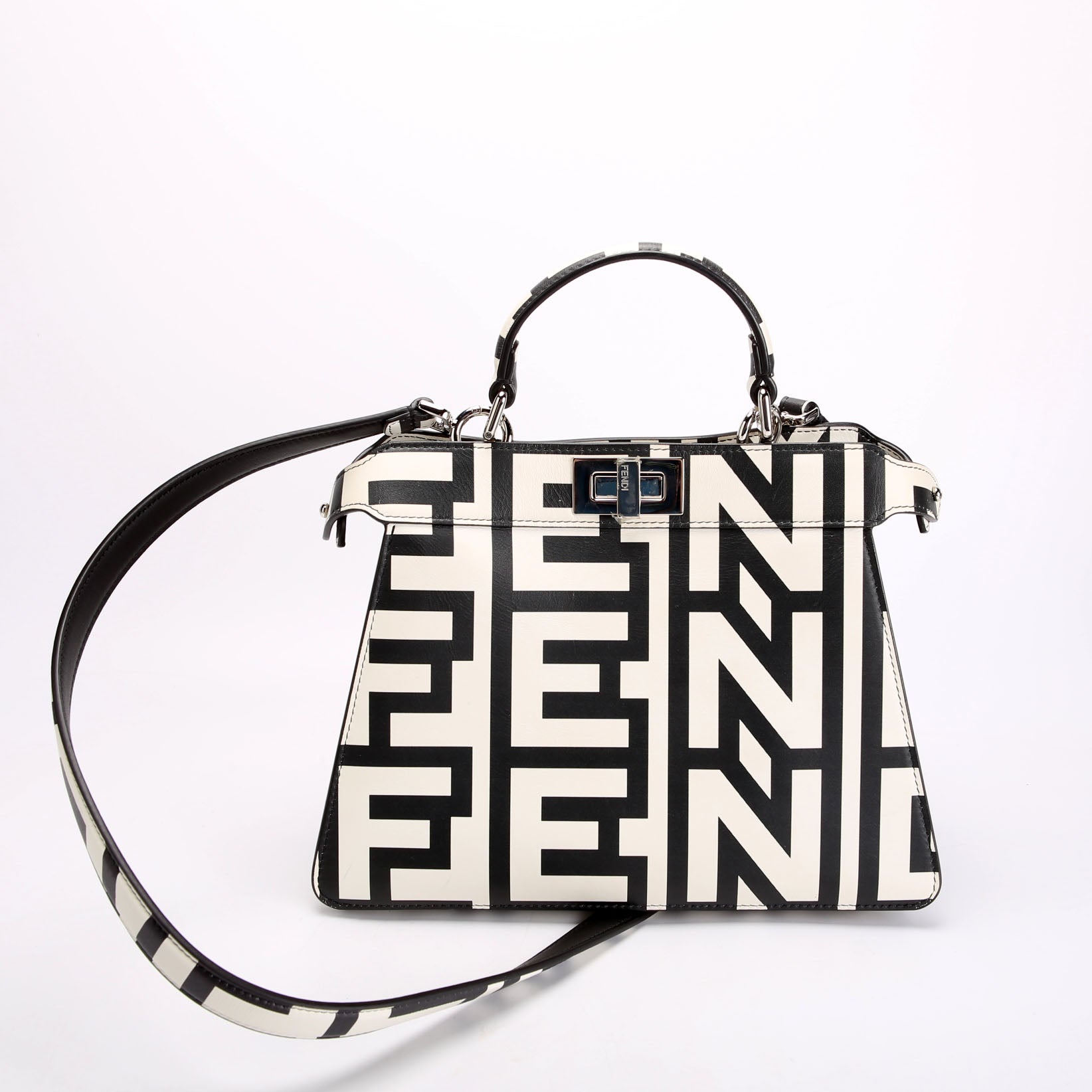 X Marc Jacobs Peekaboo ISeeU Small Black and White