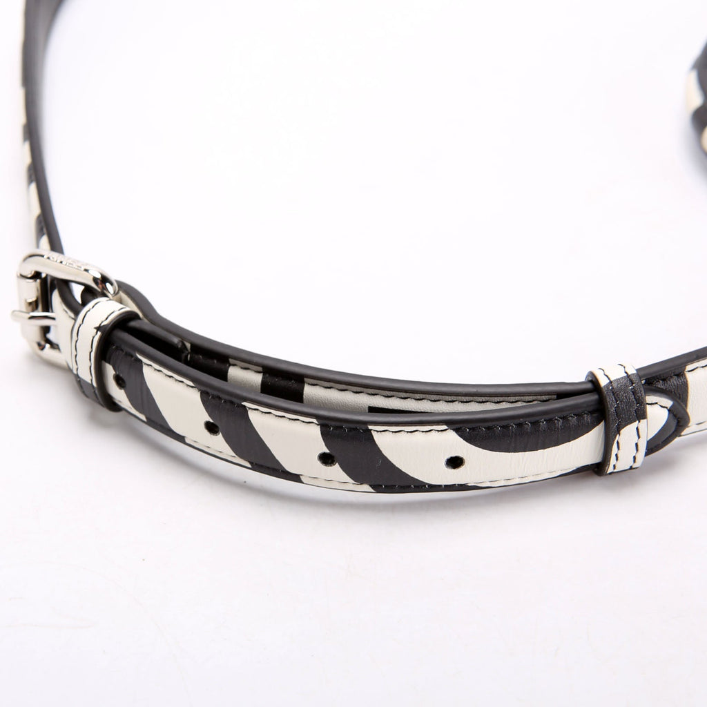 X Marc Jacobs Peekaboo ISeeU Small Black and White