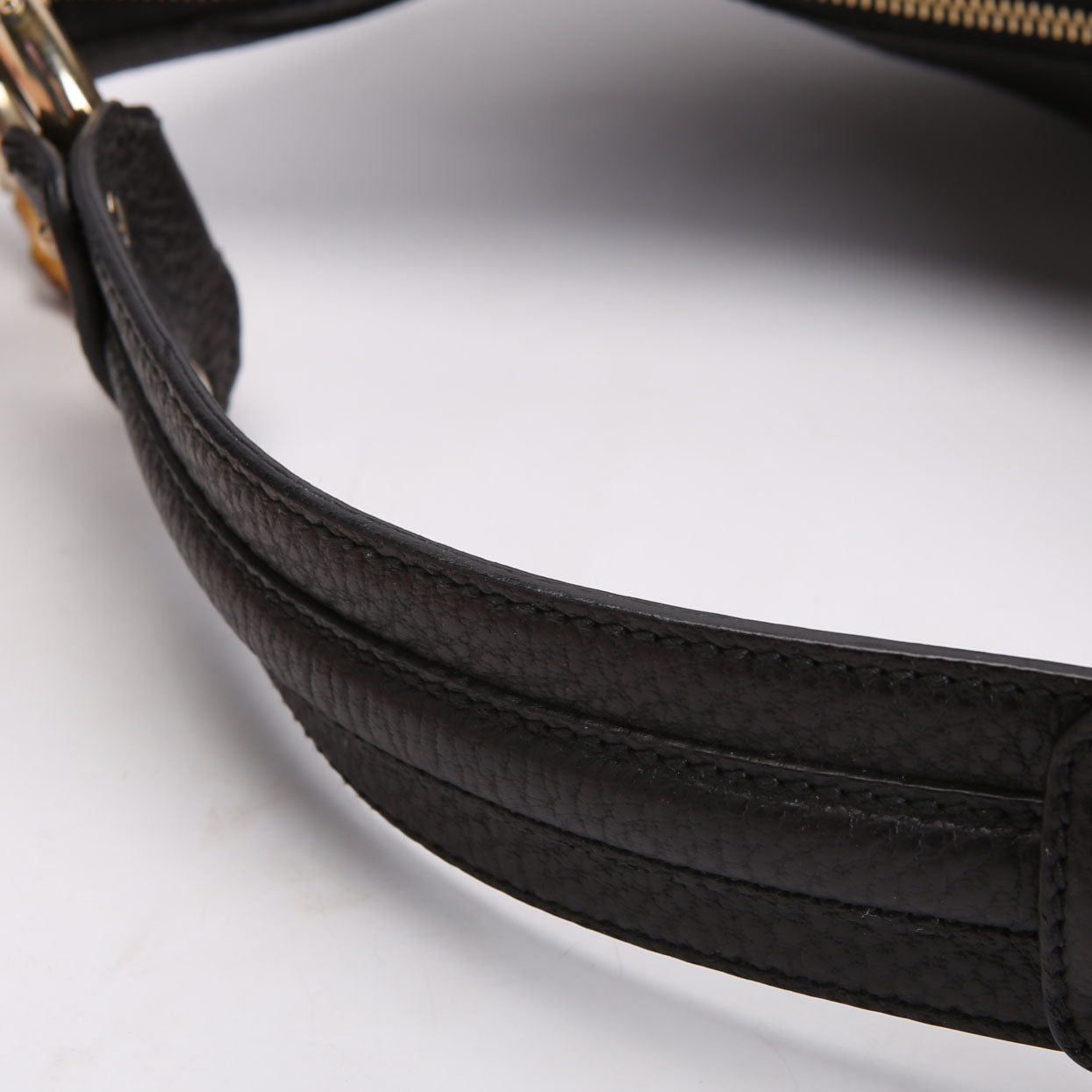 137577 Bamboo Ring Leather Hobo Black