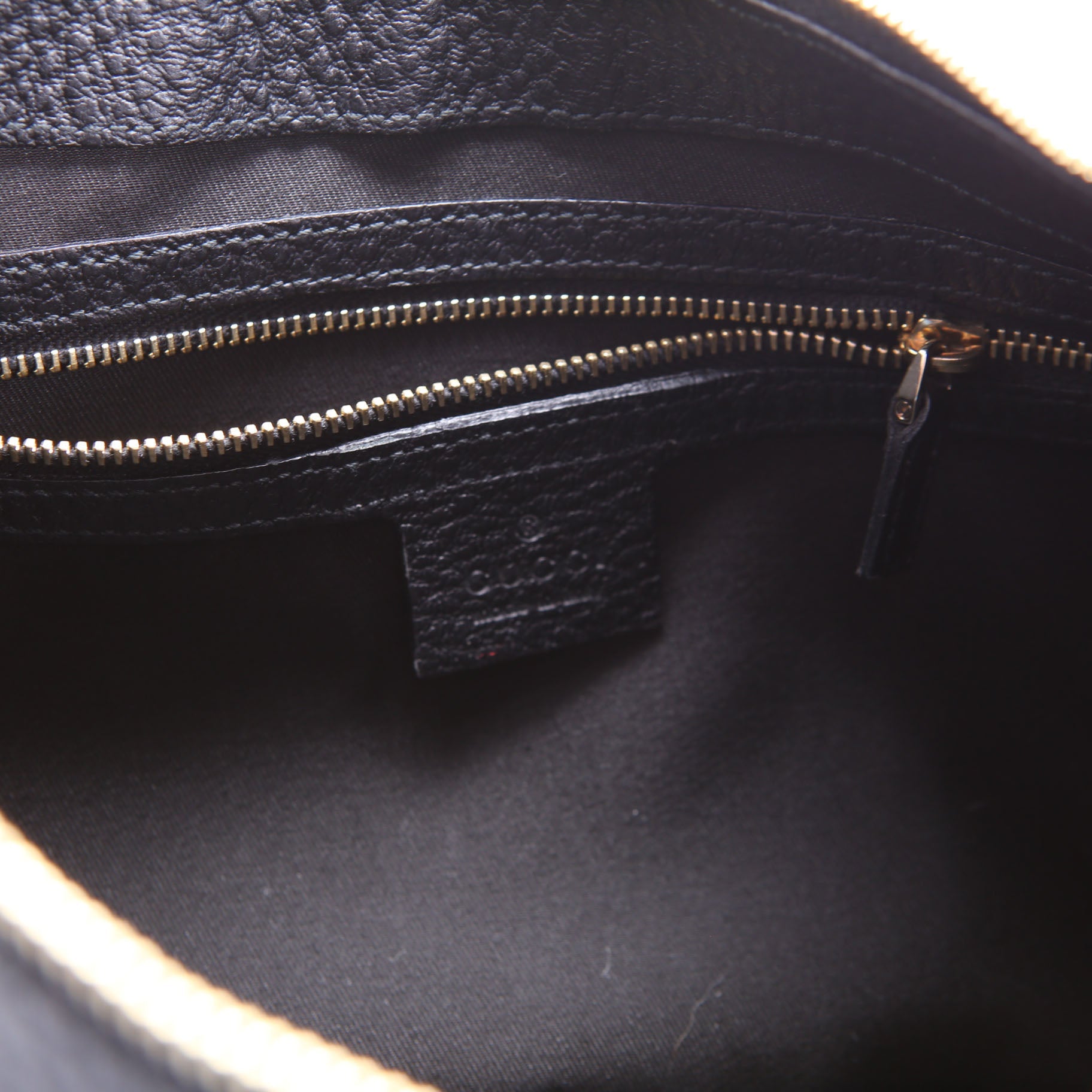 137577 Bamboo Ring Leather Hobo Black