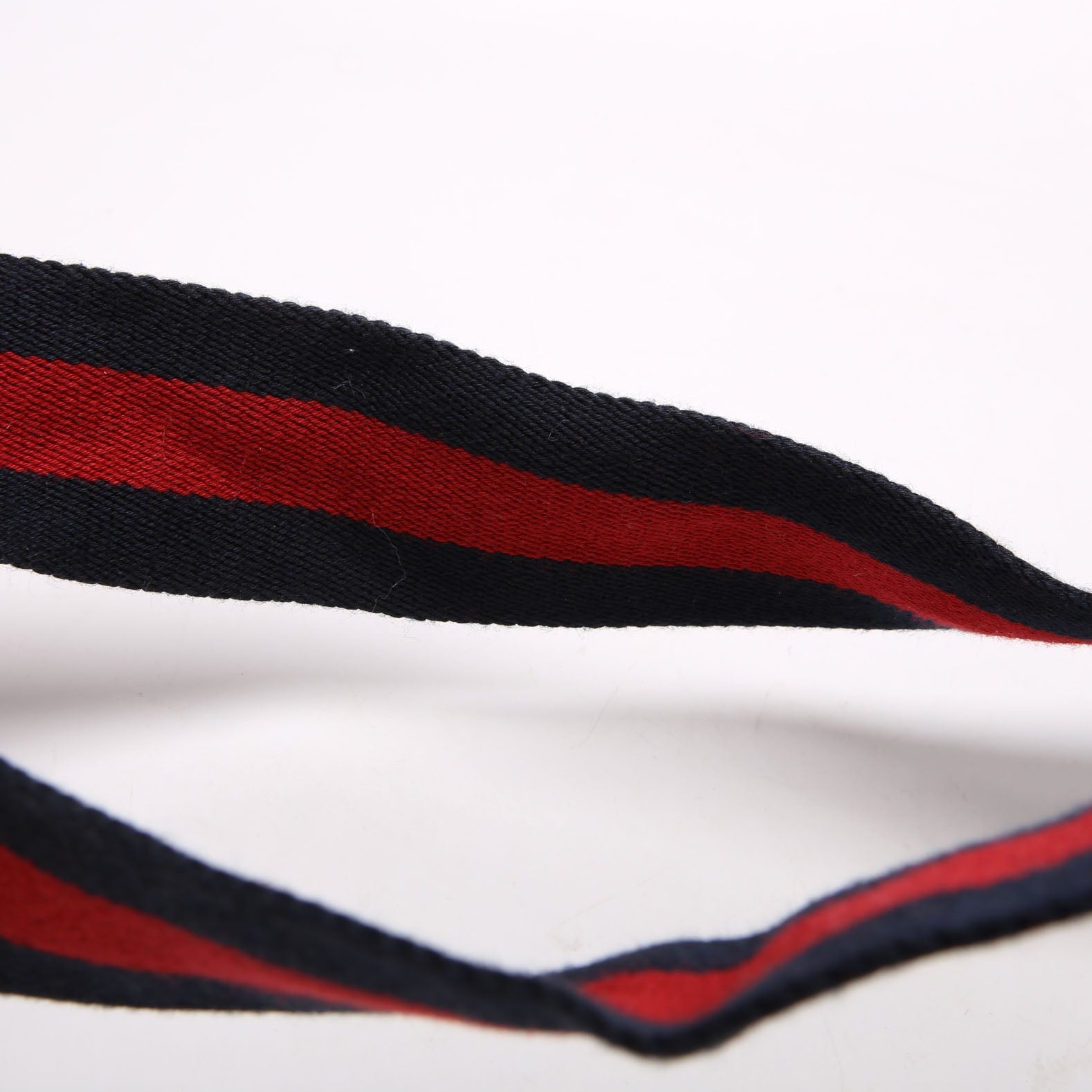 421999 Dionysus Top Handle Large white/Blue/Red