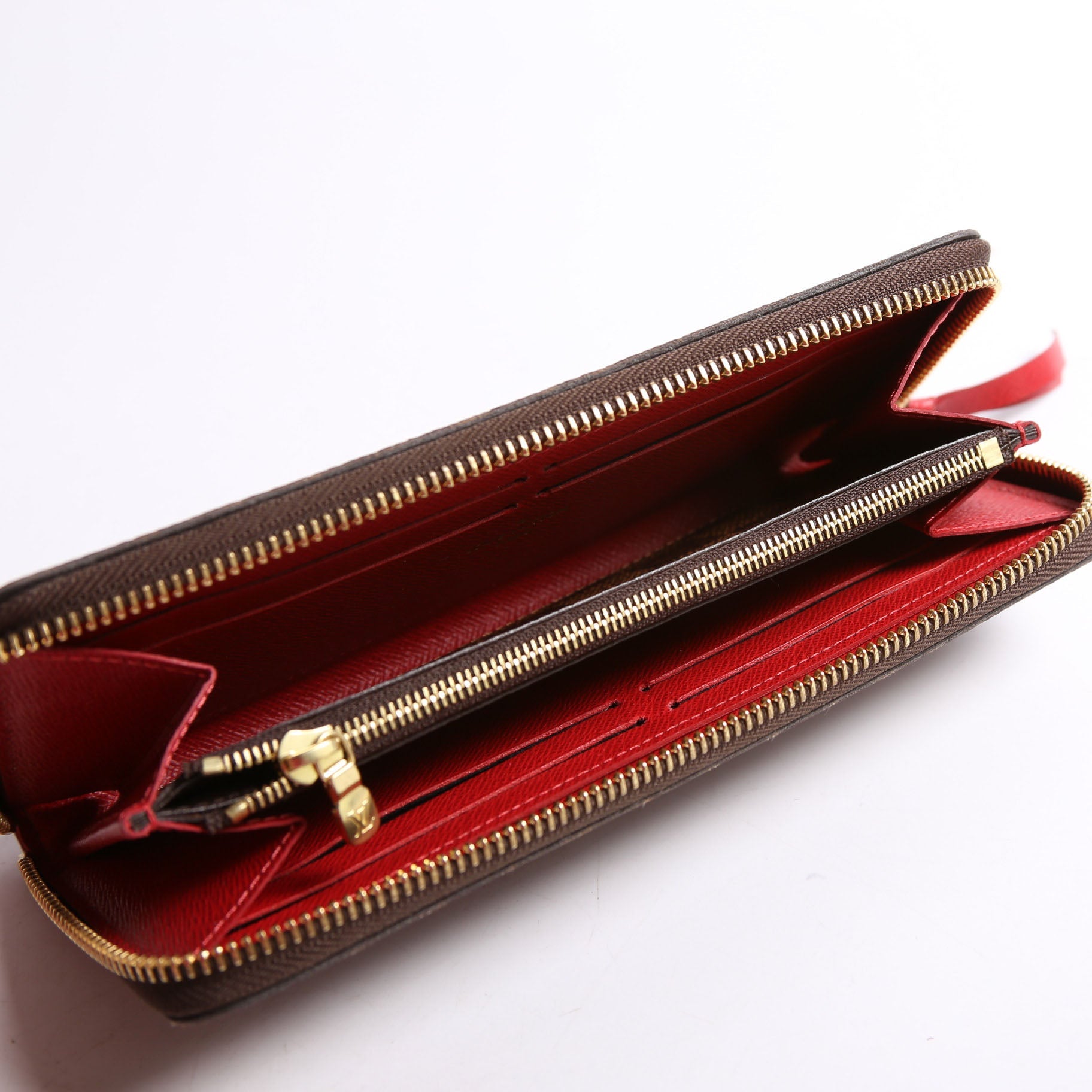 Clemence Wallet Ebene