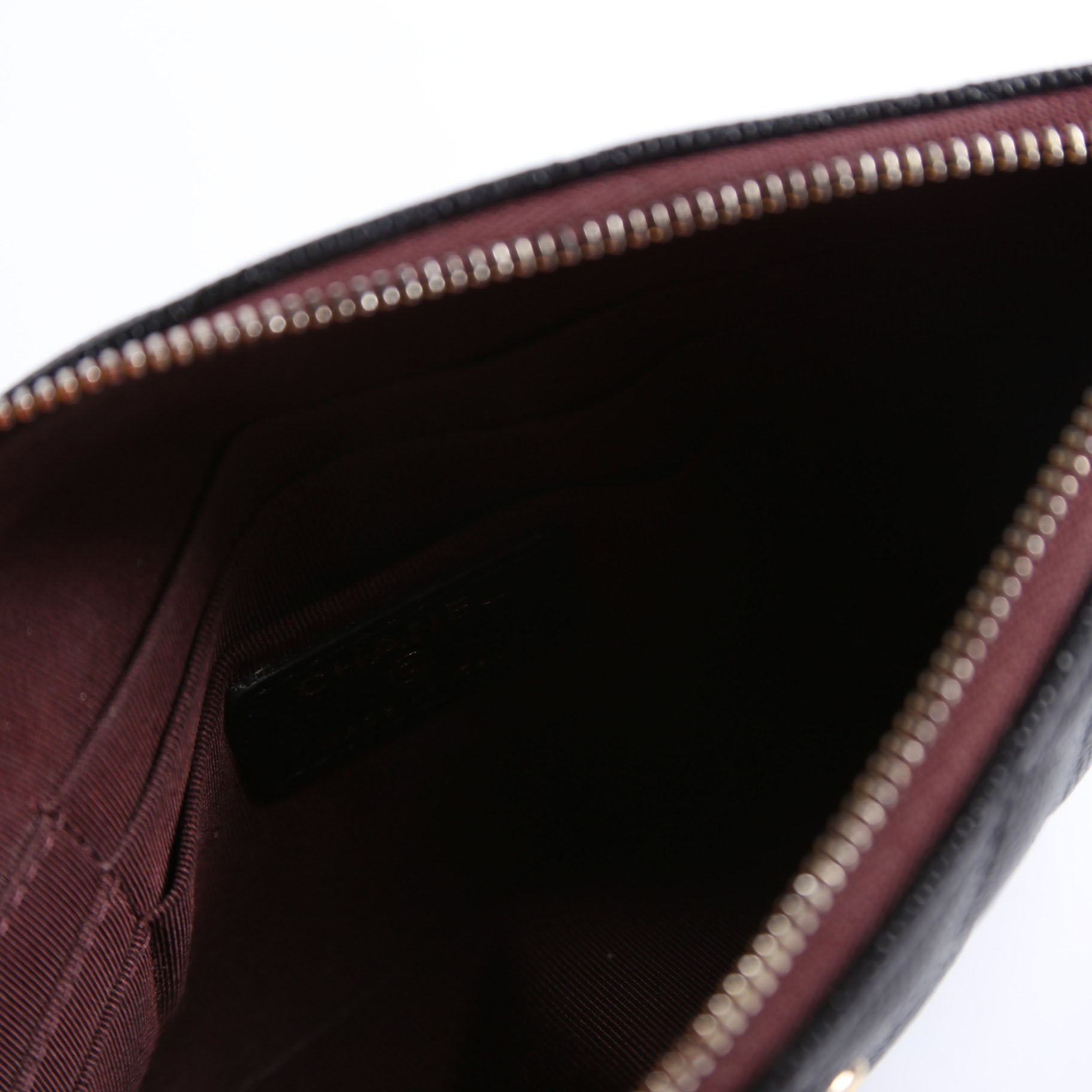 Small Zip Pouch Quilted Caviar 29M