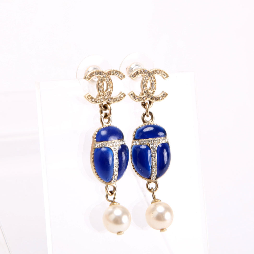 CC Scarab Pearl Drop Earrings Navy/Gold