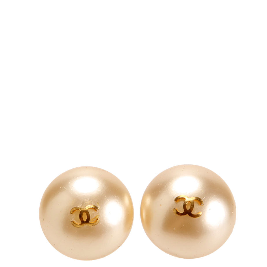 Faux Pearl CC Round Clip-On Vintage Earrings Pearl/Gold