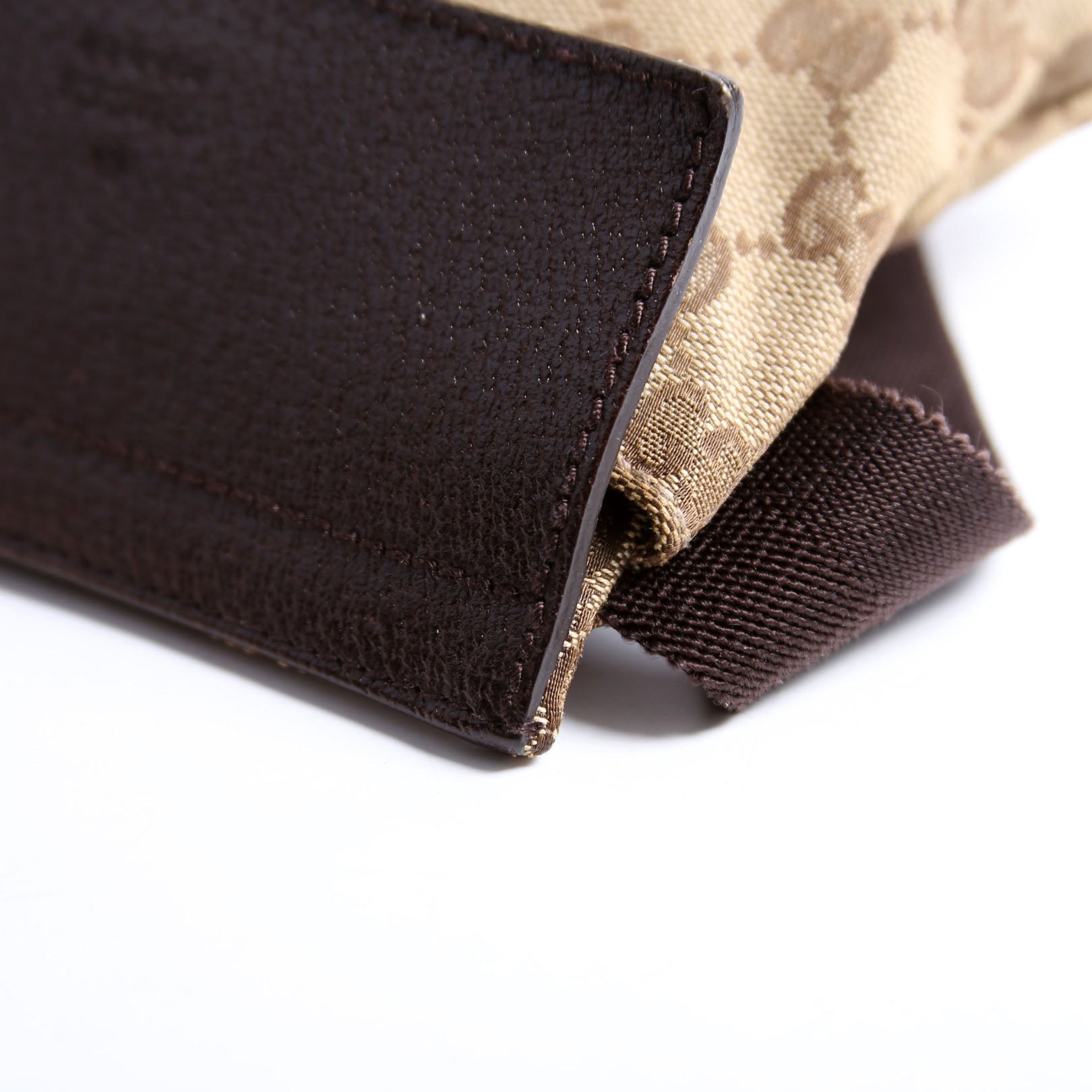 28566 GG Canvas Waist Bag Brown