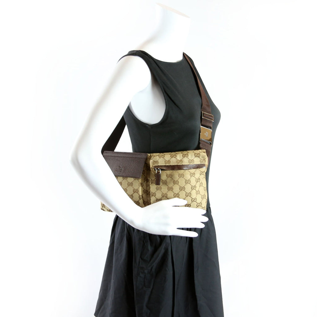 28566 GG Canvas Waist Bag Brown