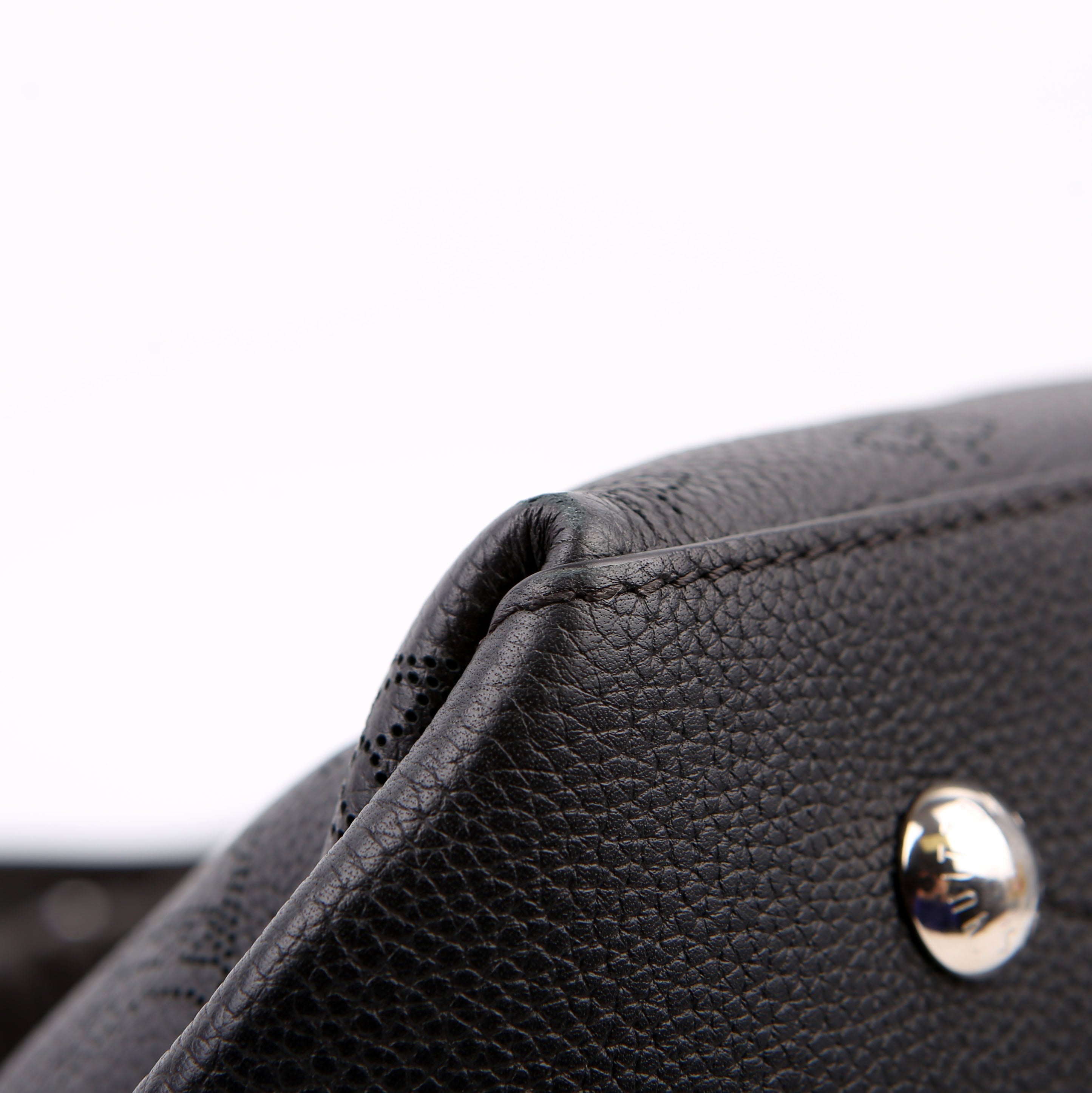 Beaubourg Hobo MM Mahina Black