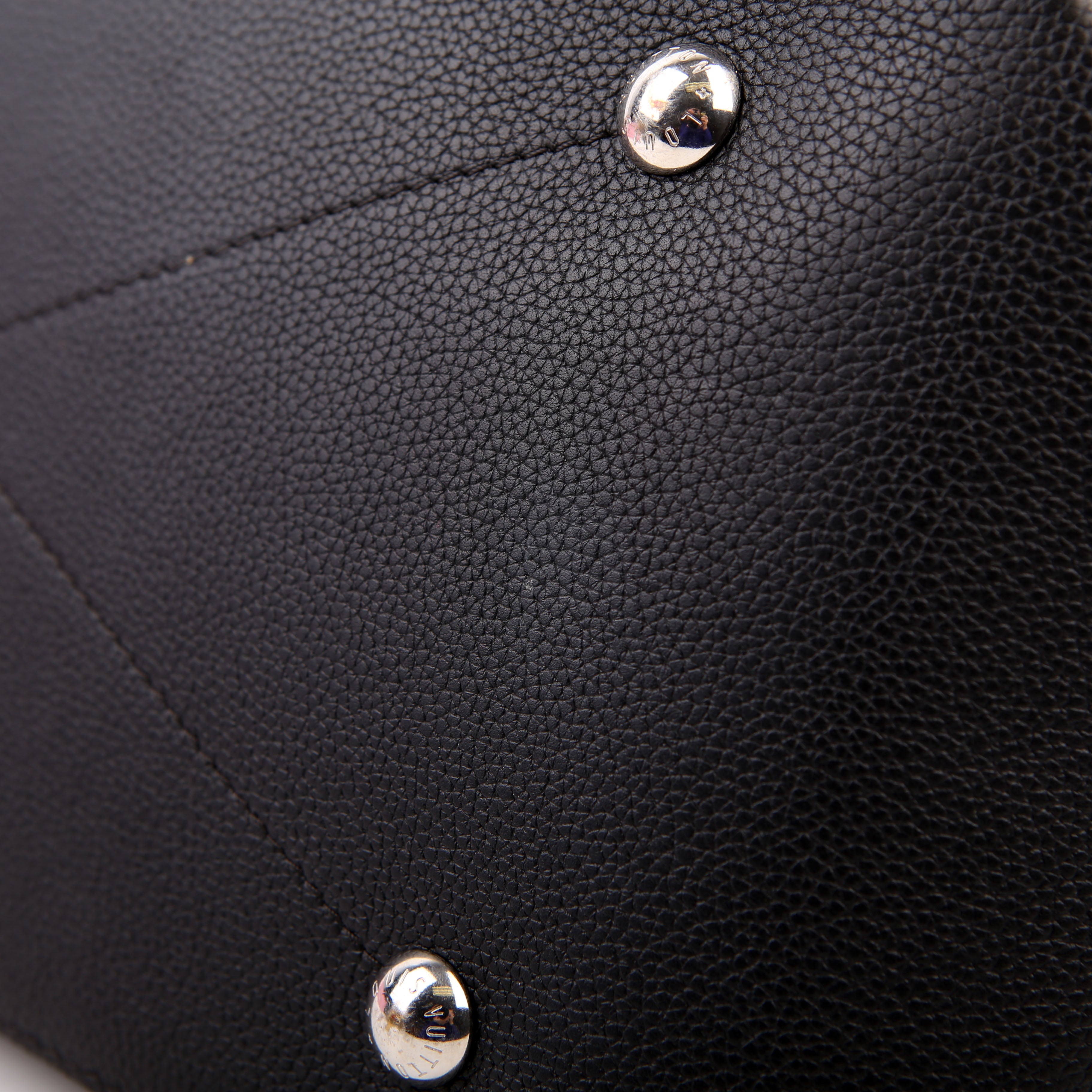 Beaubourg Hobo MM Mahina Black